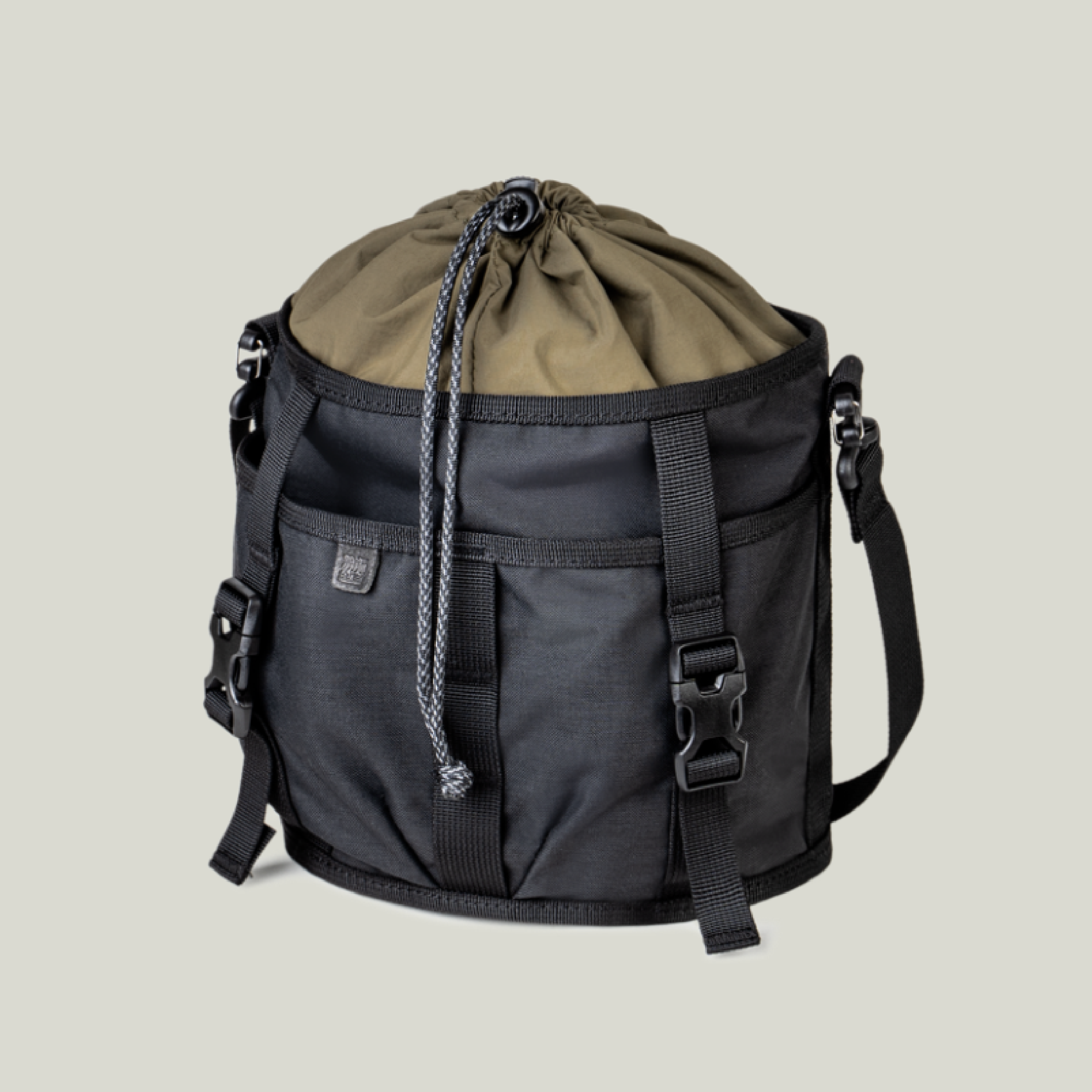 【沃坦】Canteener EDC 防水束口包 3.5L / 黑（加購隔板可當相機包）