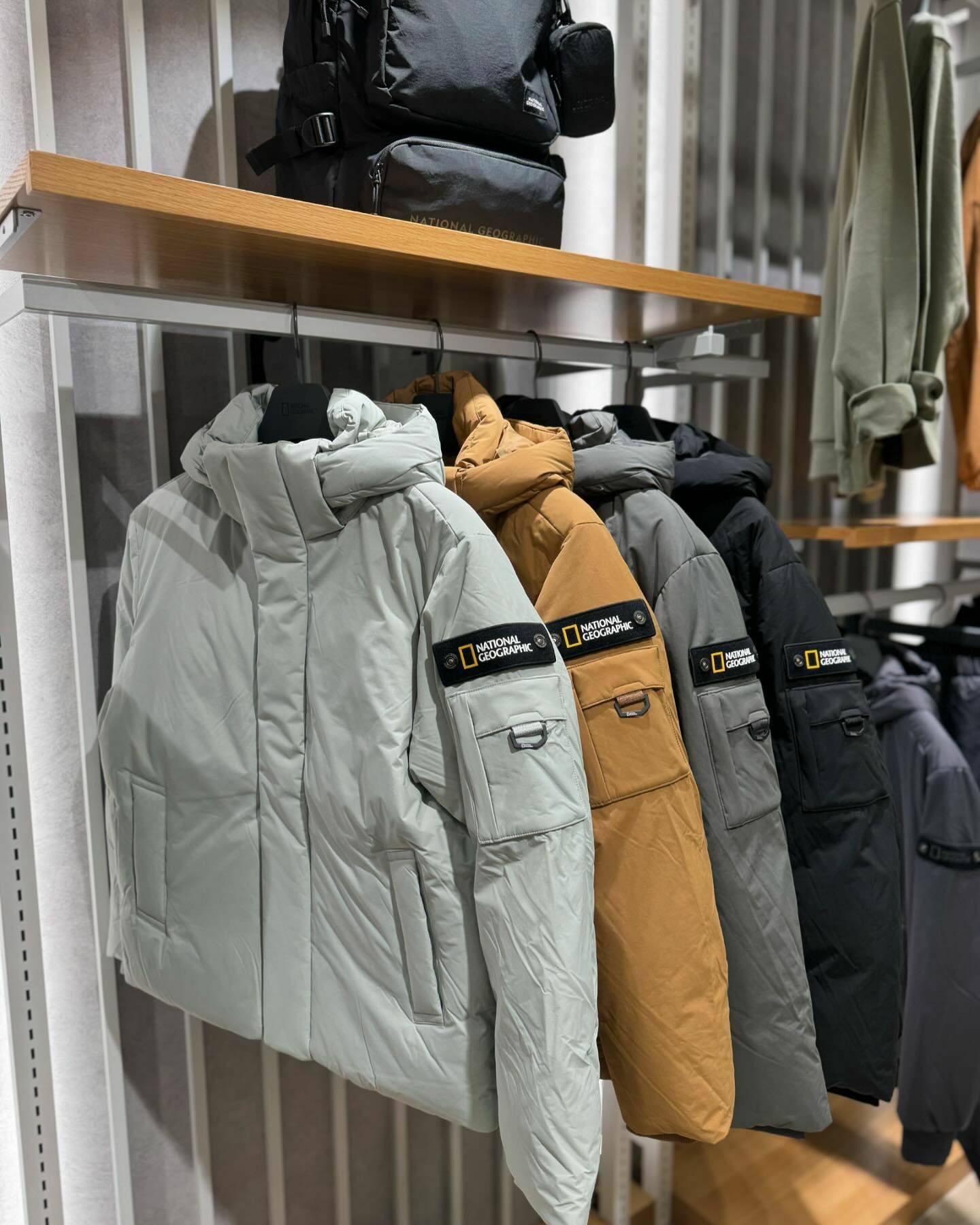 【代購】NATIONAL GEOGRAPHIC 國家地理 STELLER 羽絨 外套 (可拆式) N244UDW090 / N244UDW990