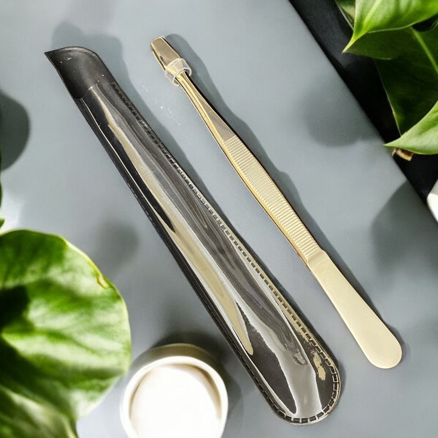 12-centimeter stamp or currency tweezers