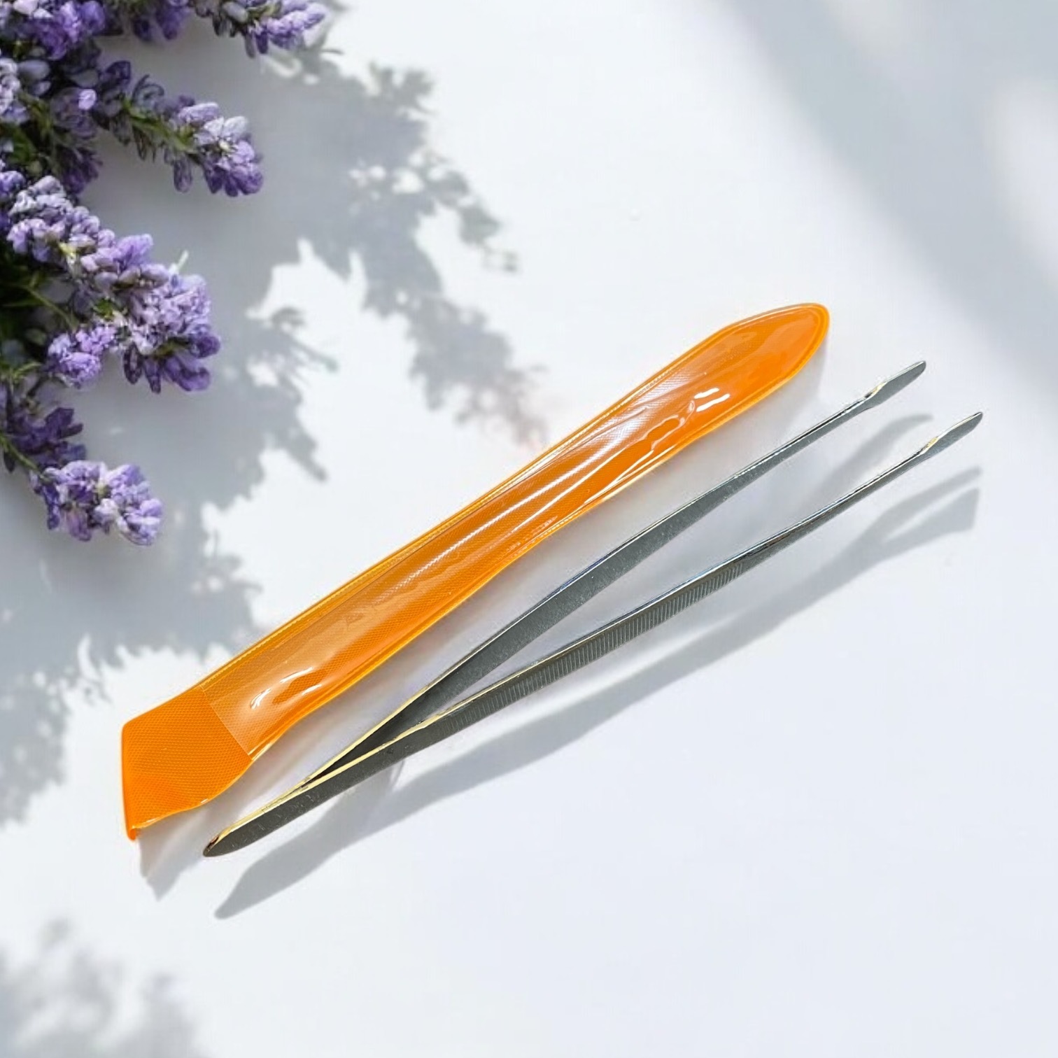 15-centimeter stamp or currency tweezers