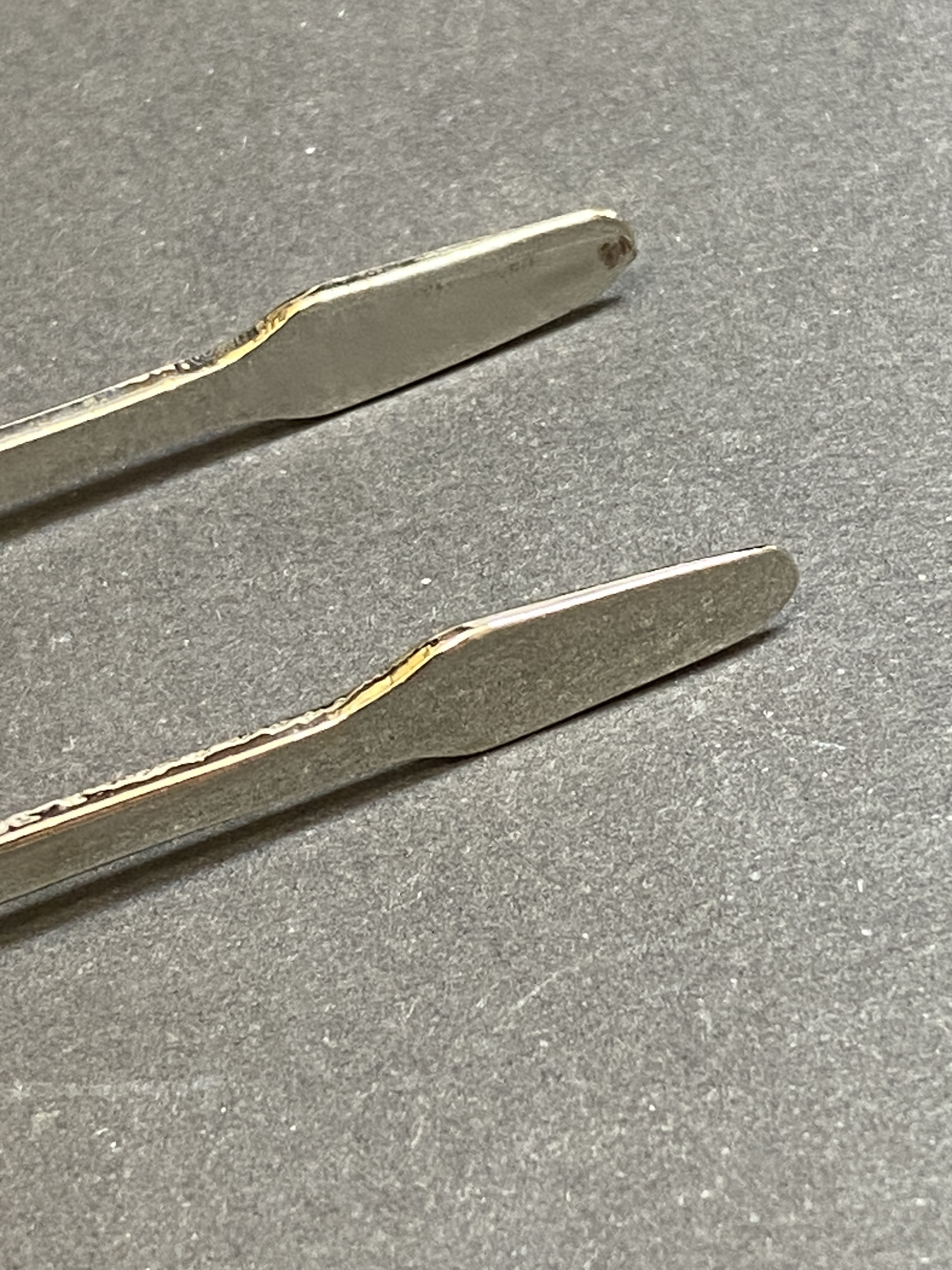 15-centimeter stamp or currency tweezers