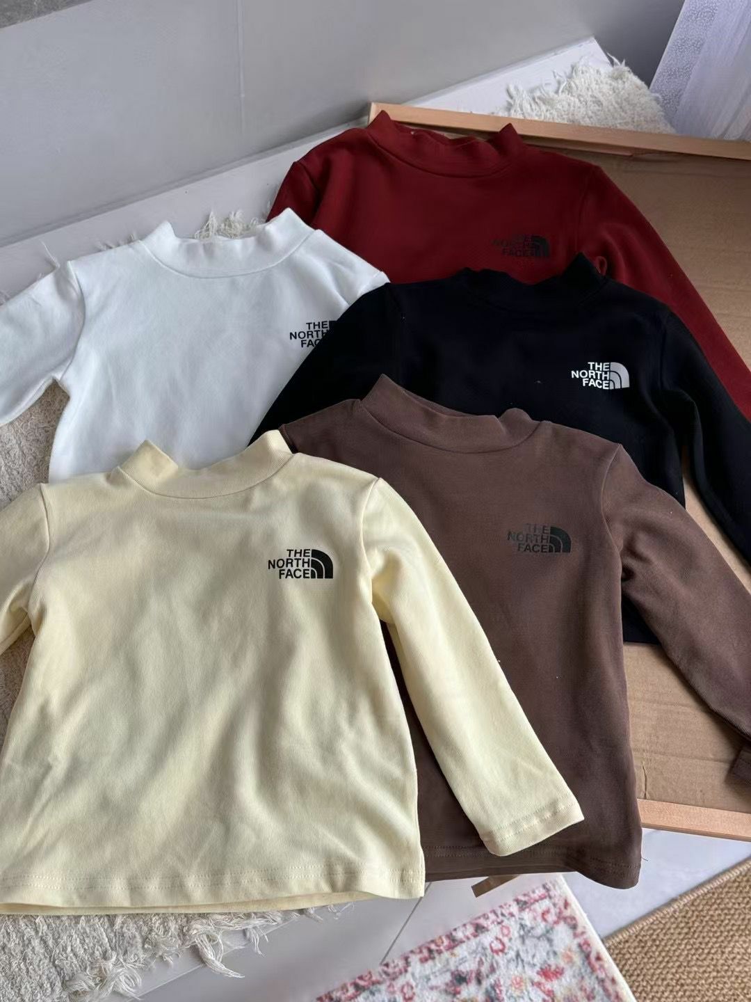 廠單 TNF中高領打底衫