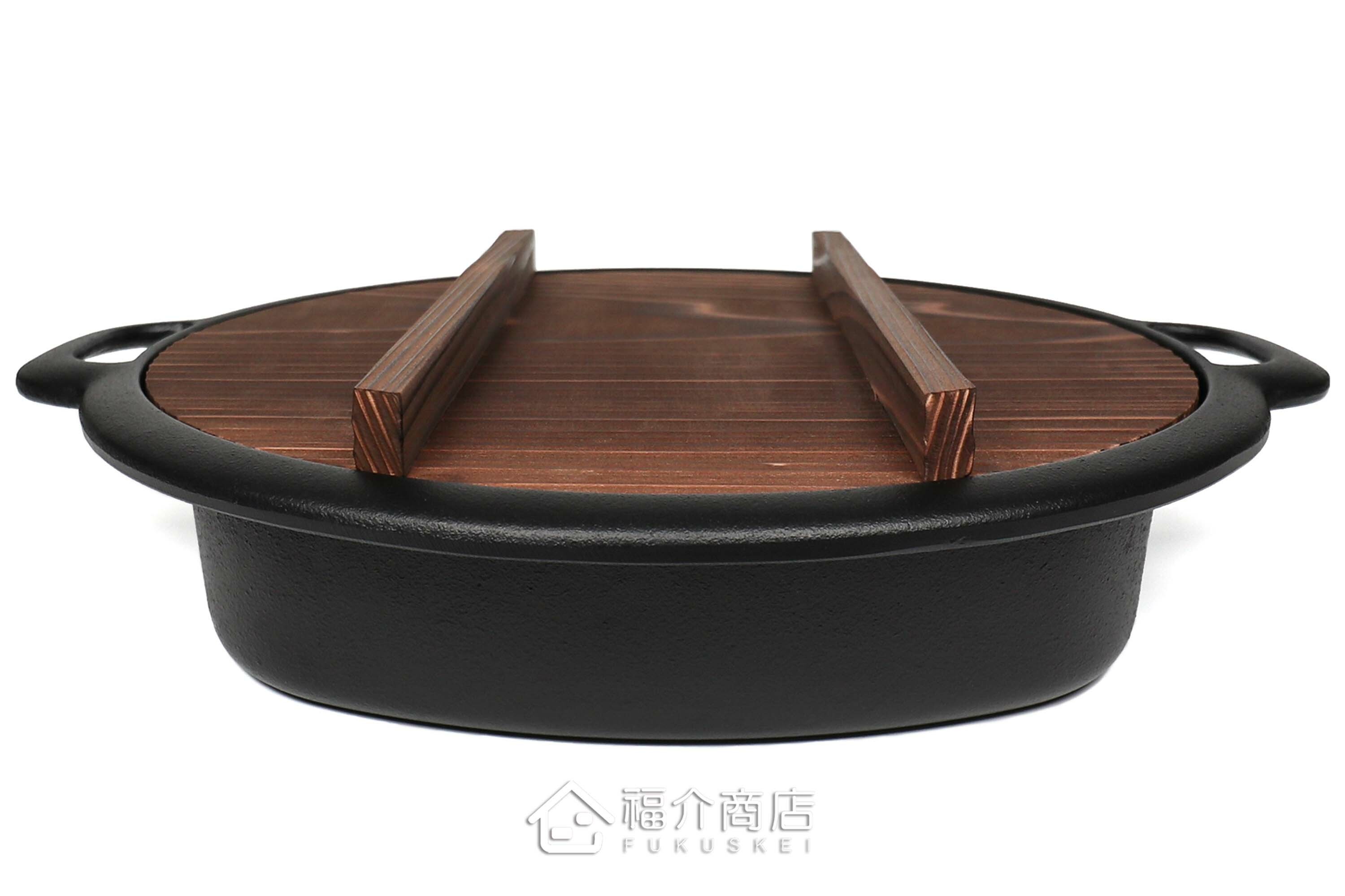 兼用煮壽喜燒或煎餃子的24cm黑色鑄鐵鍋有附木蓋