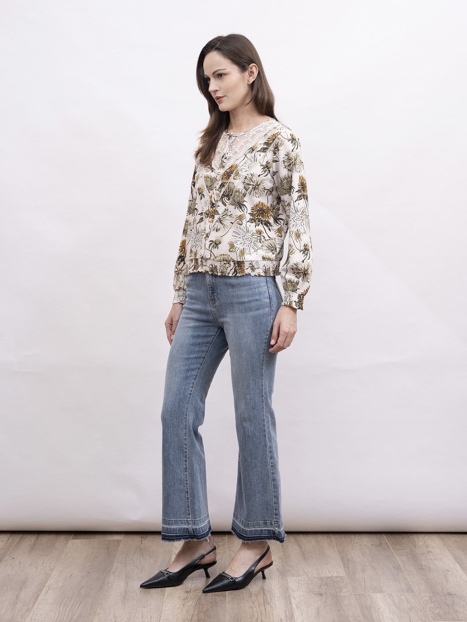 mi-tu 印花V領上衣