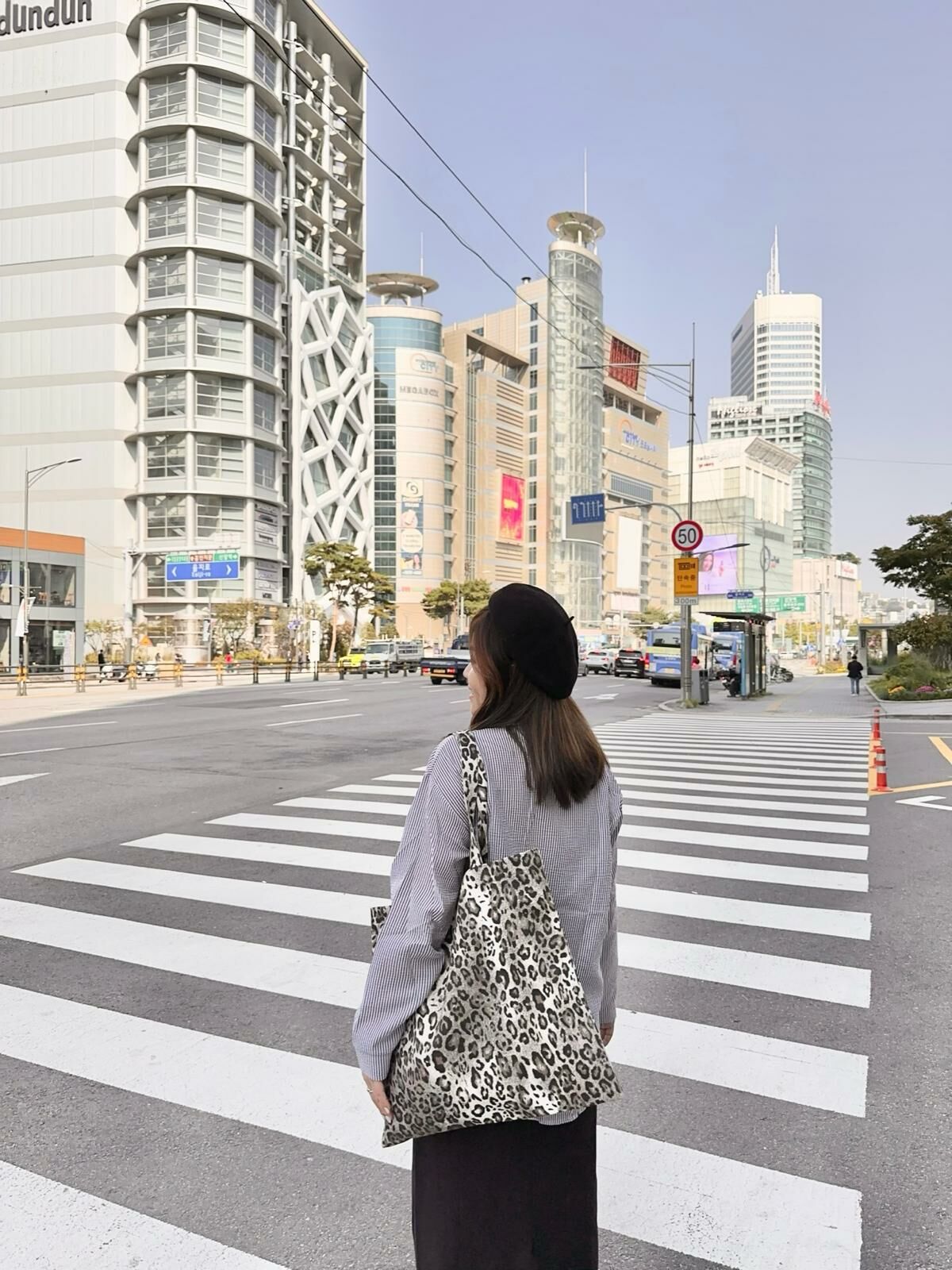 不皺直間恤衫(黑色)