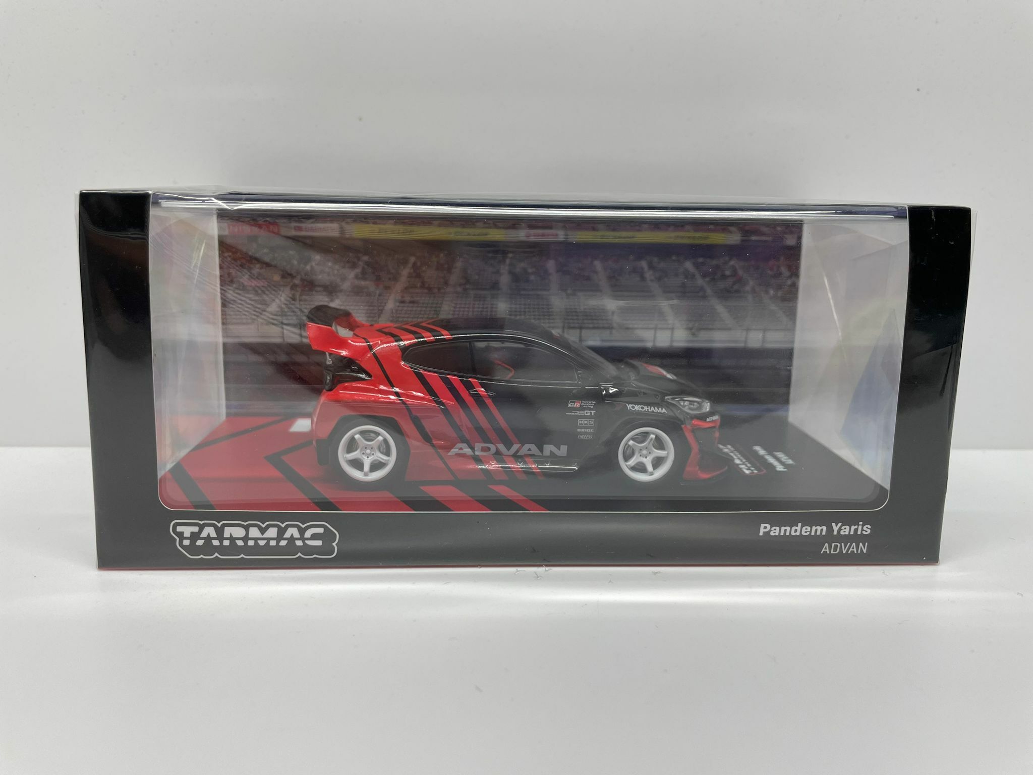 TARMAC 1/43 PANDEM YARIS ADVAN