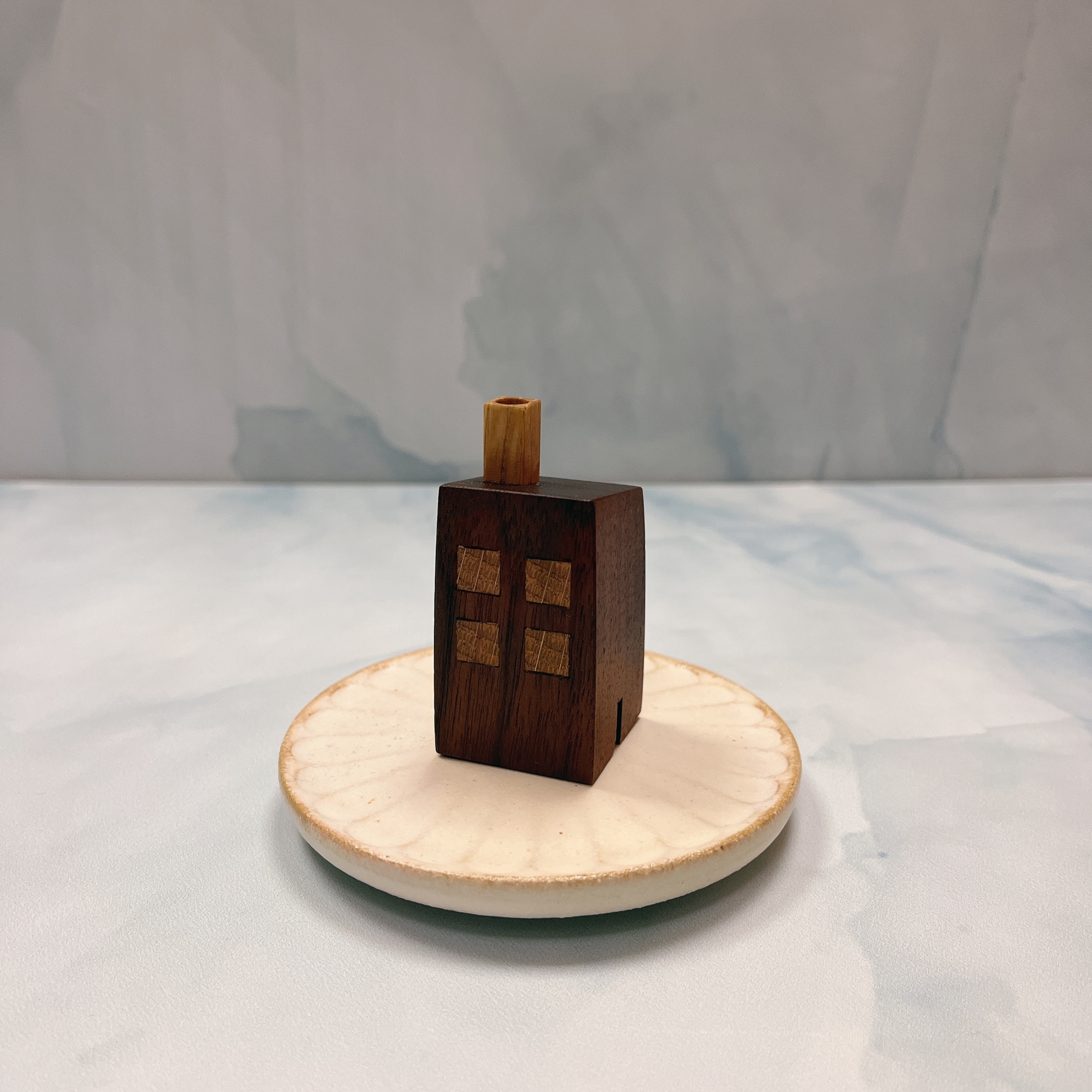 日本製純手工木屋造型香座 B款
