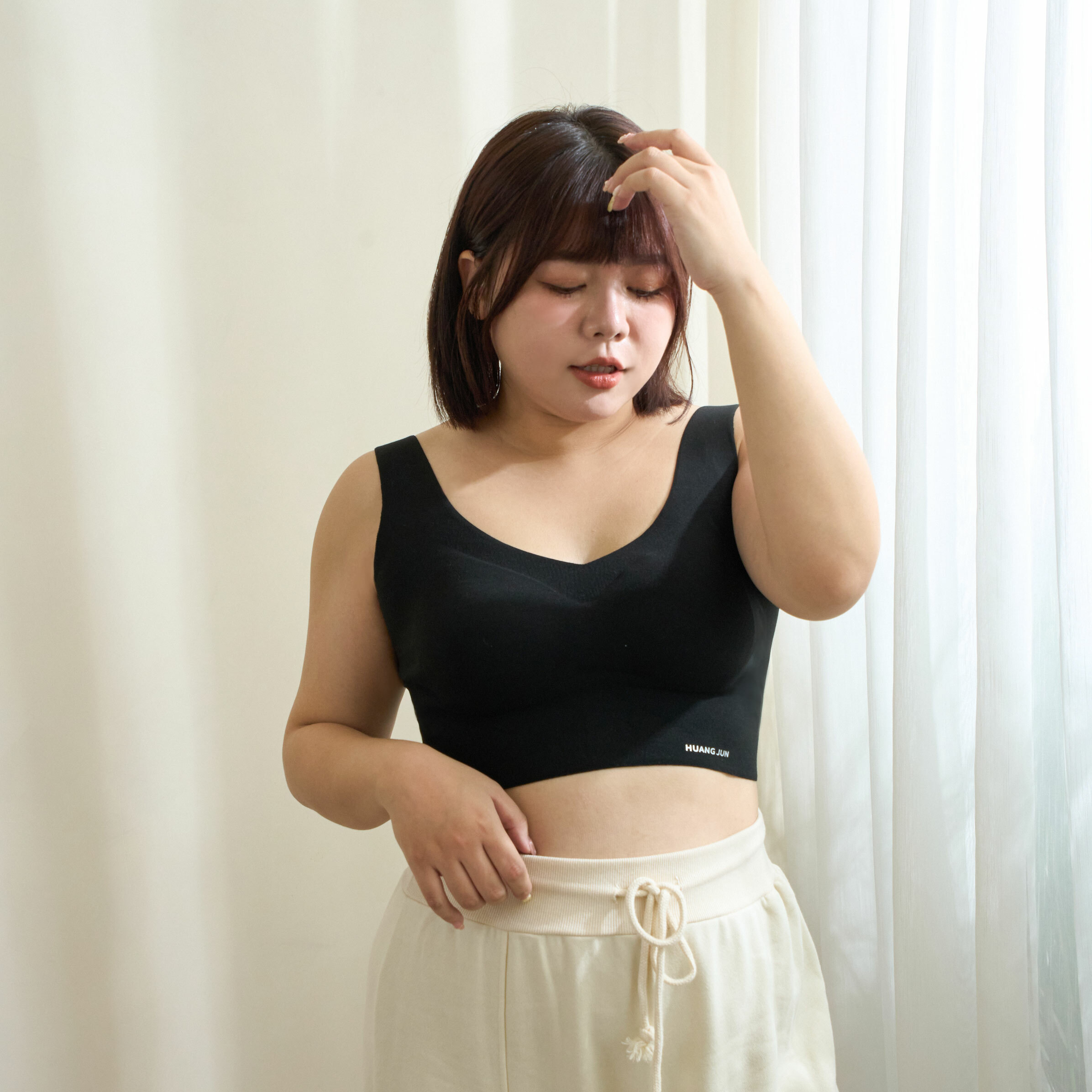 倍暖絨BRA短版背心-黑色