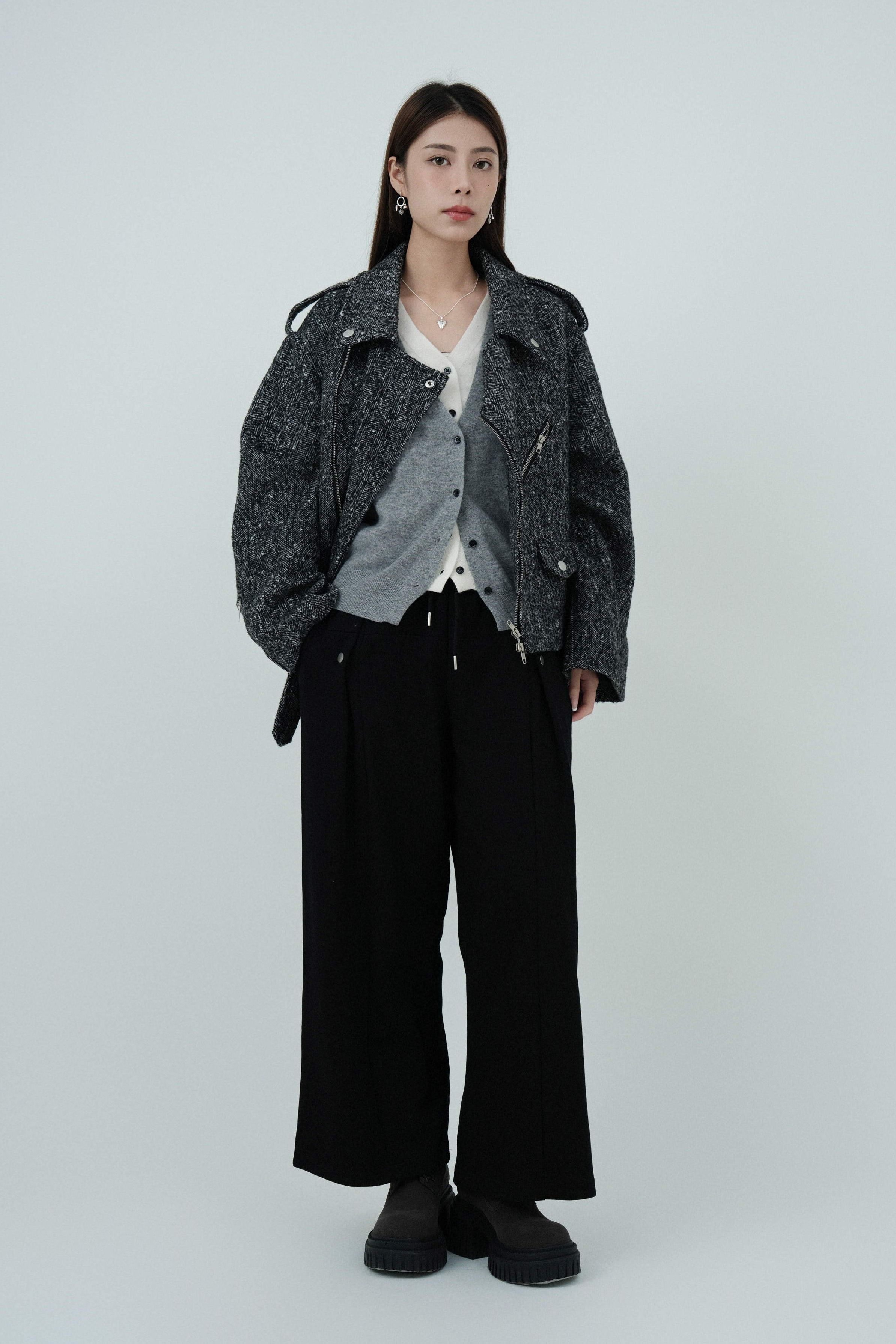 FW24_0200（外套＋上衣＋長褲）