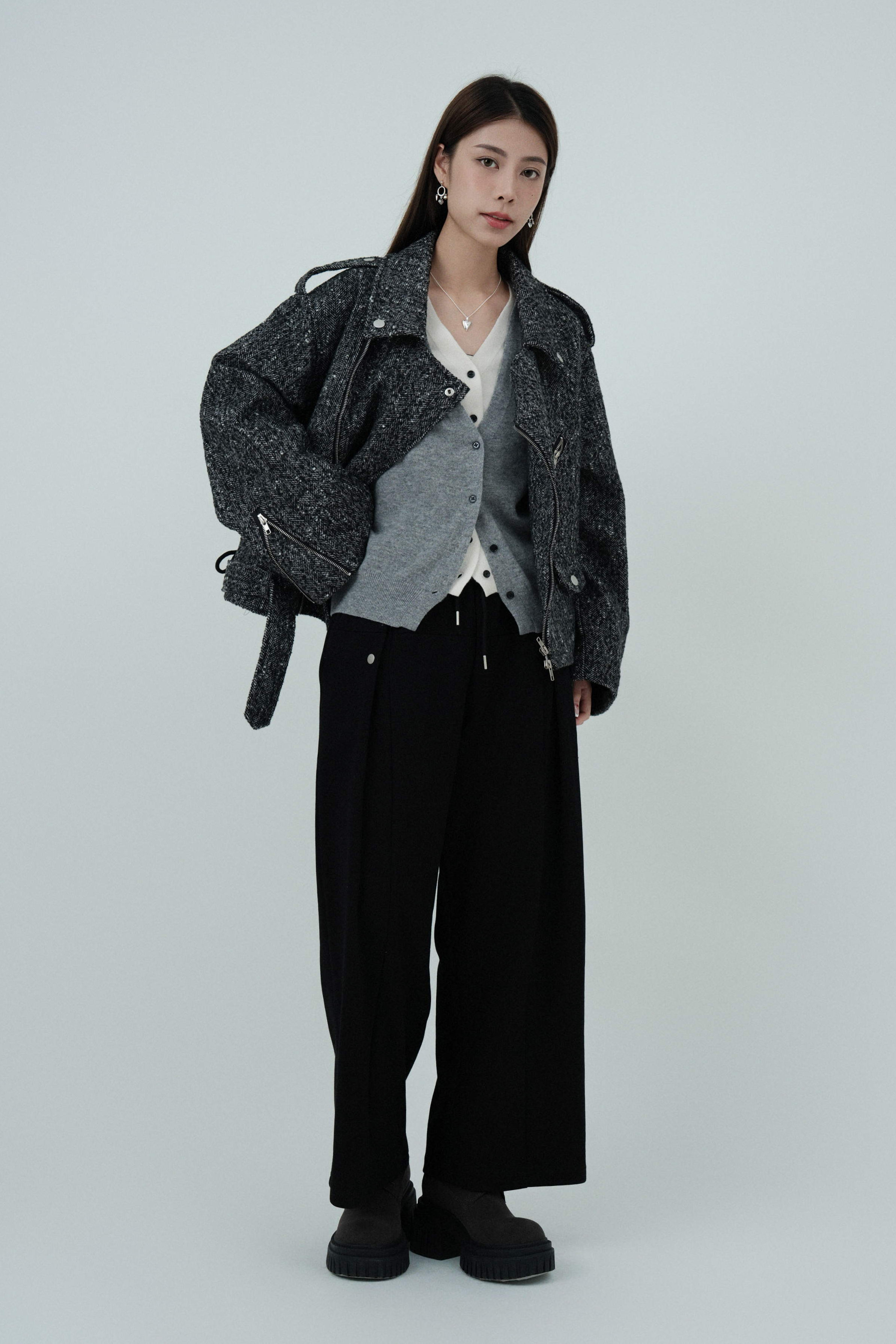 FW24_0200（外套＋上衣＋長褲）