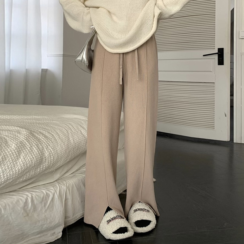 正韓ᴷᴼᴿᴱᴬ 🇰🇷<現貨> 高腰修身針織寬褲 (黑)