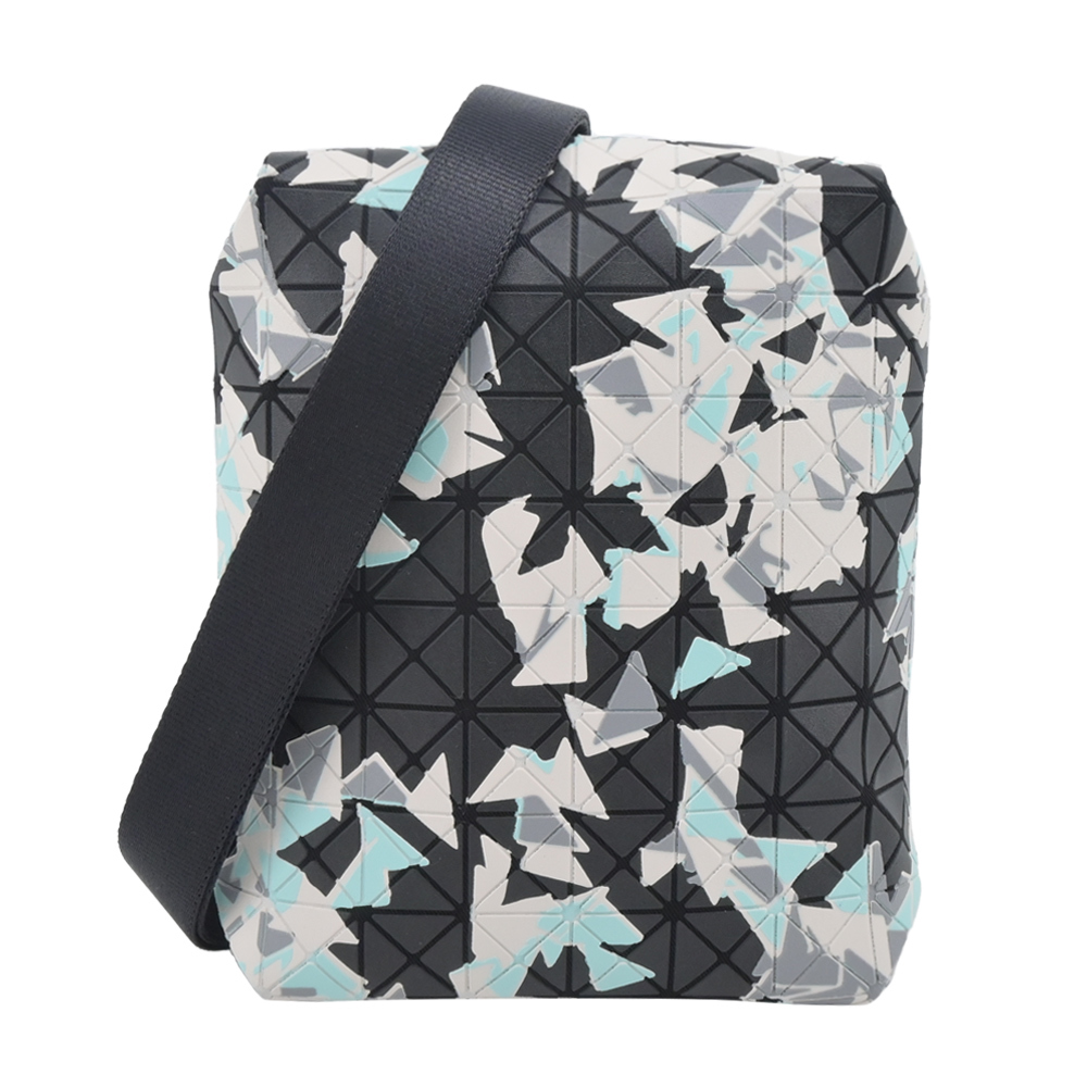 ISSEY MIYAKE 三宅一生BAOBAO BEETLE SPRITZ 幾何混三色多功能小斜背包