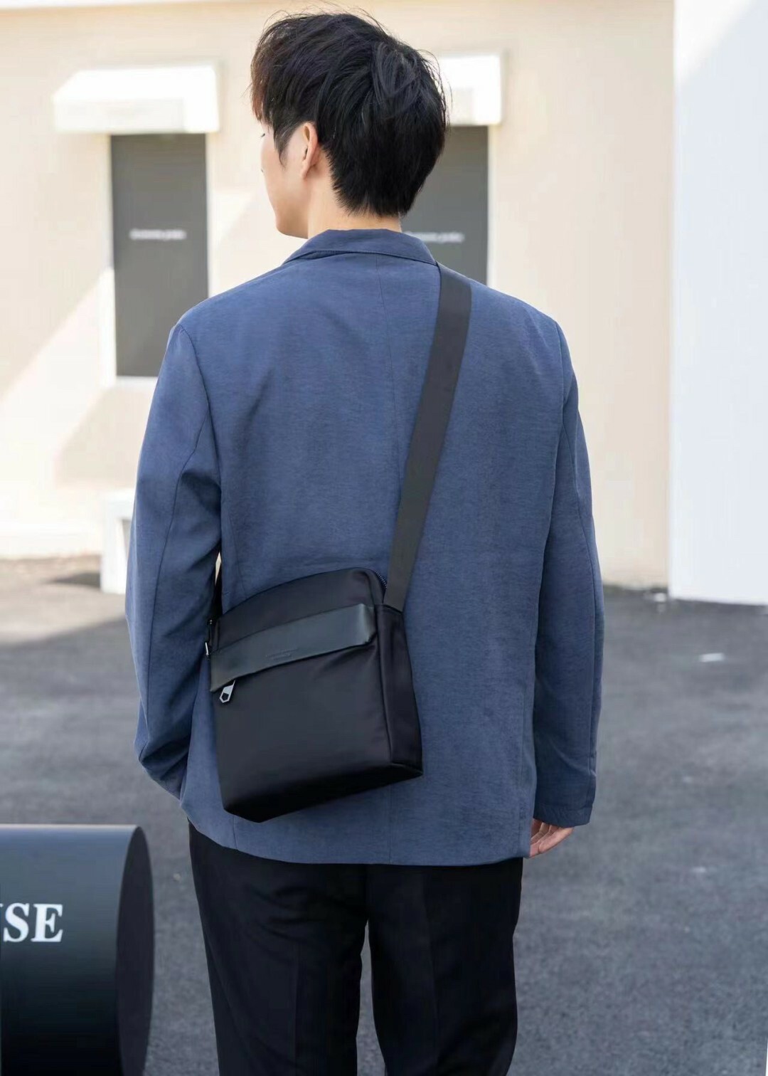 【8719簡約直立防潑水男包】