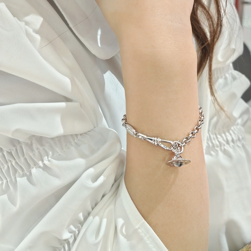 VIVIENNE WESTWOOD New Petite Orb 手鏈