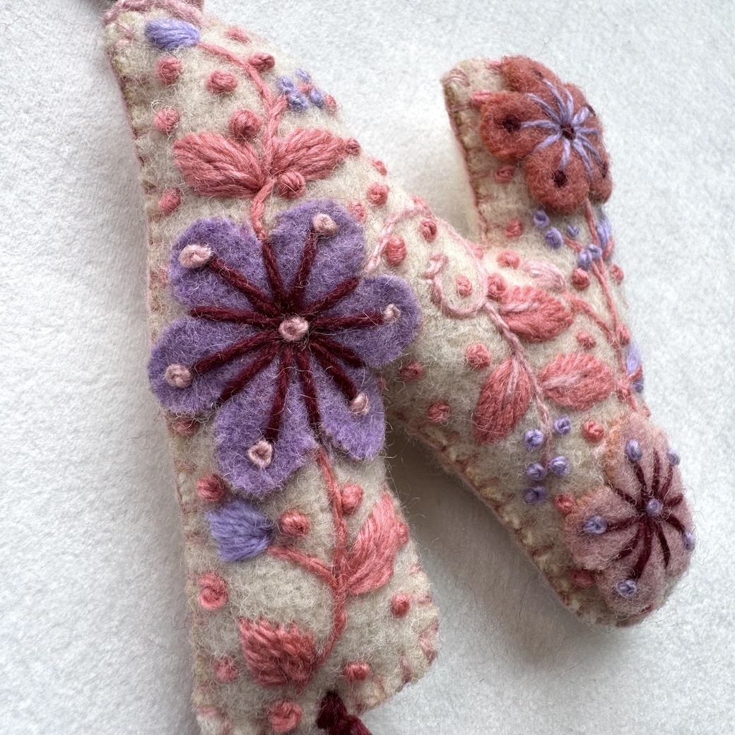 N | 字母吊飾 (流蘇款)