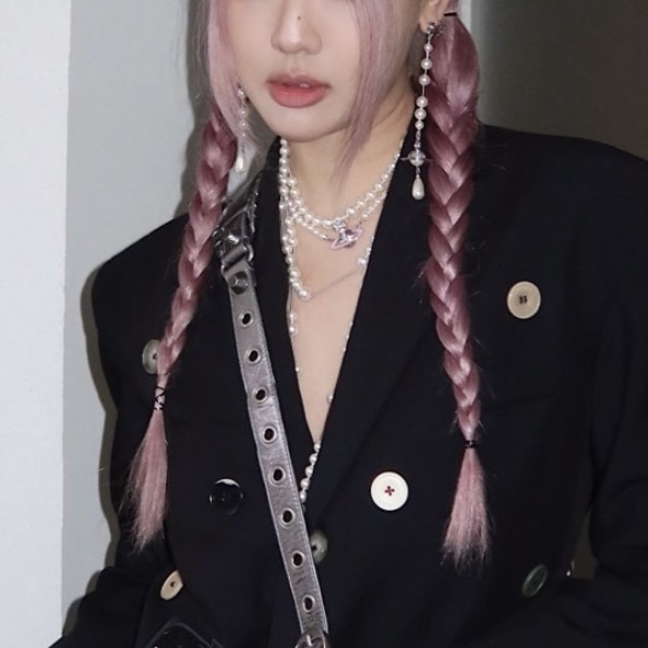 VIVIENNE WESTWOOD 碎珍珠耳環