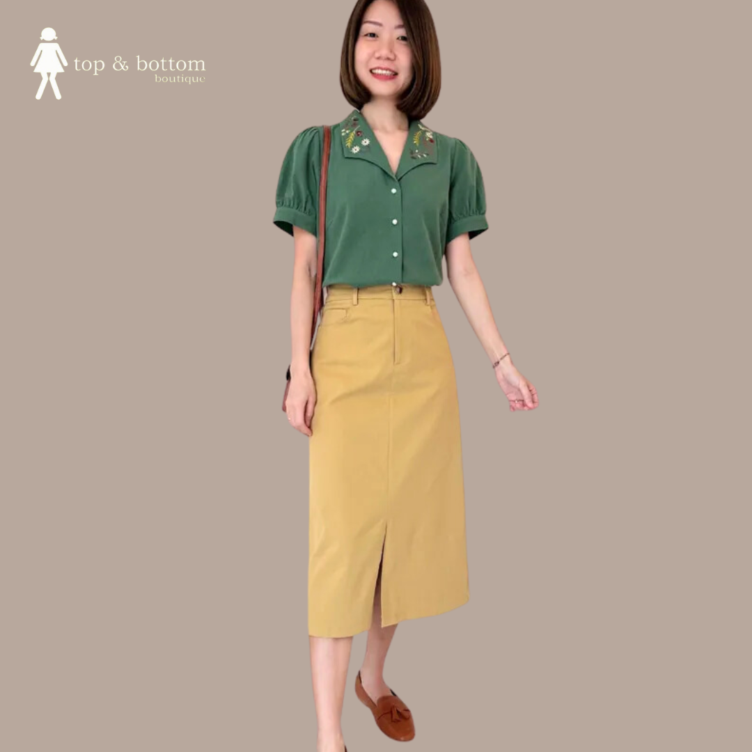 SHORT SLEEVE EMBROIDERED COLLARED BUTTON BLOUSE