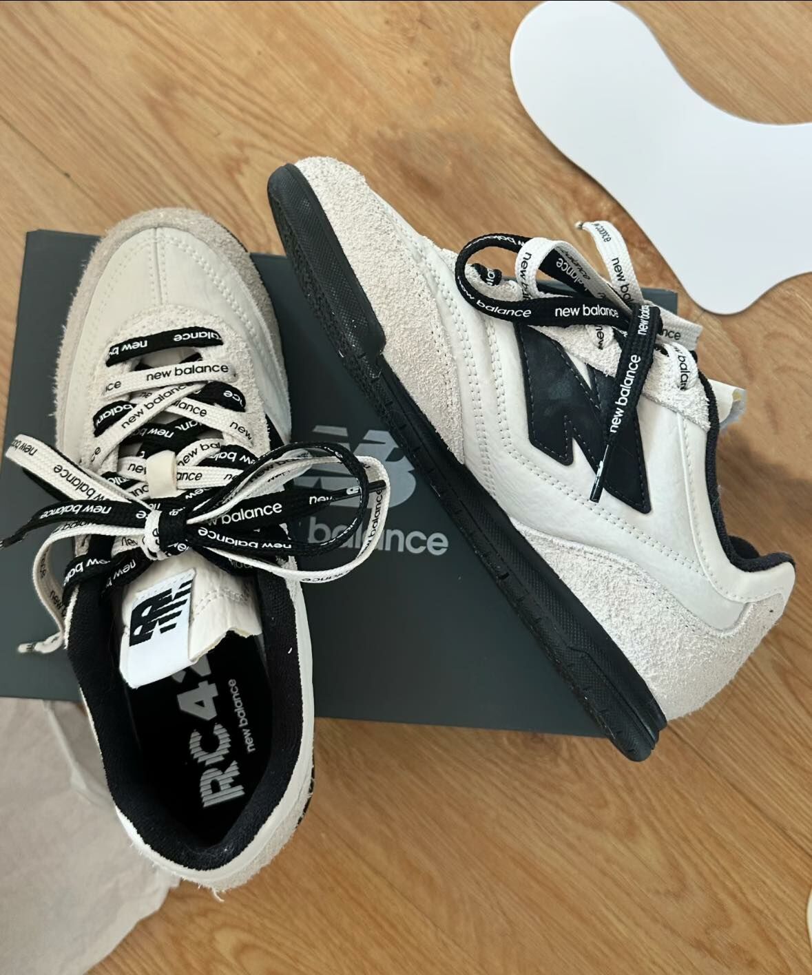 NEW BALANCE RC42 X NIKO AND 串標小香風女款 NEW BALANCE RC42 X NIKO AND 串標小香風女款