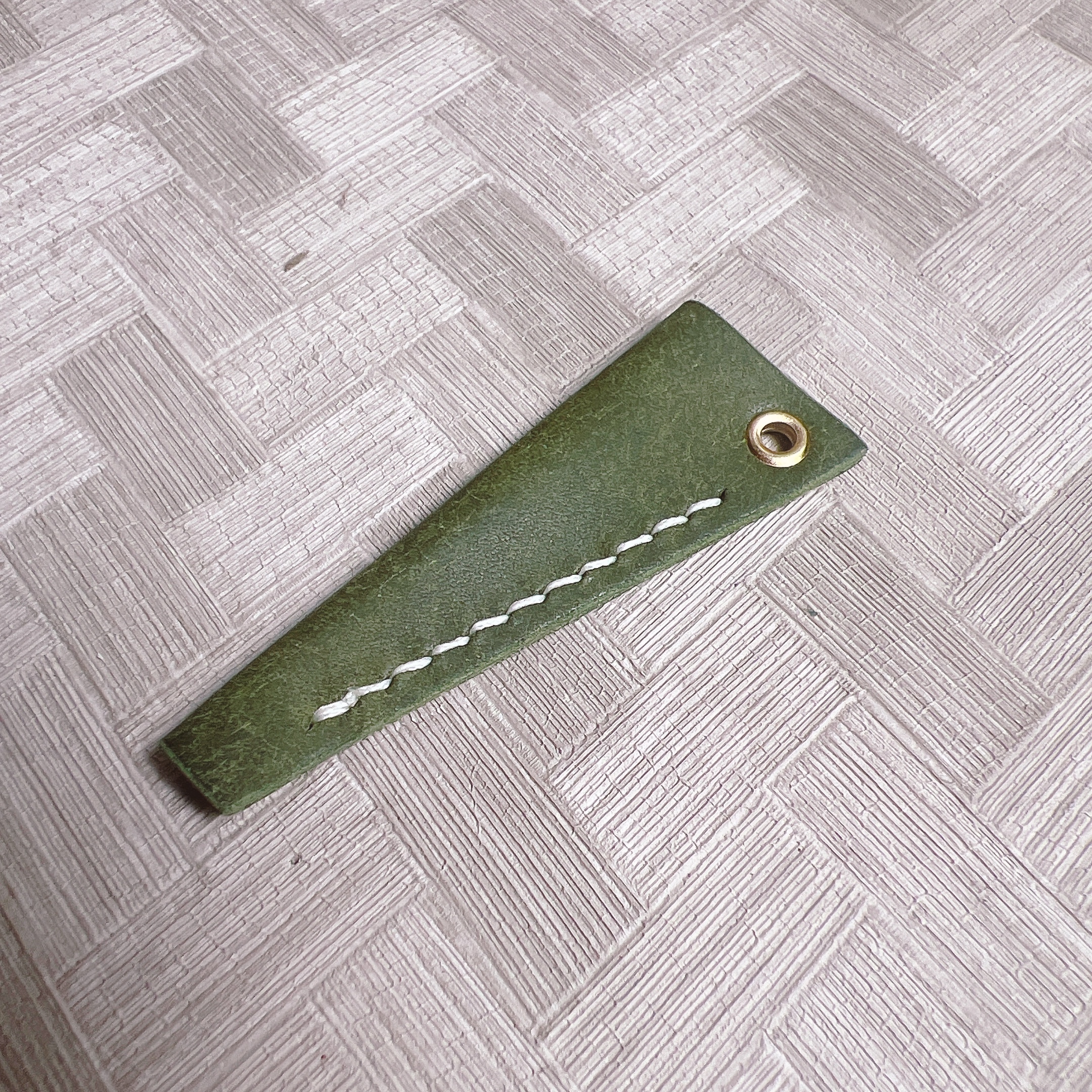 CANARY｜極細刃工藝剪刀 黑刃不沾膠(DSB-100) 剪刀套