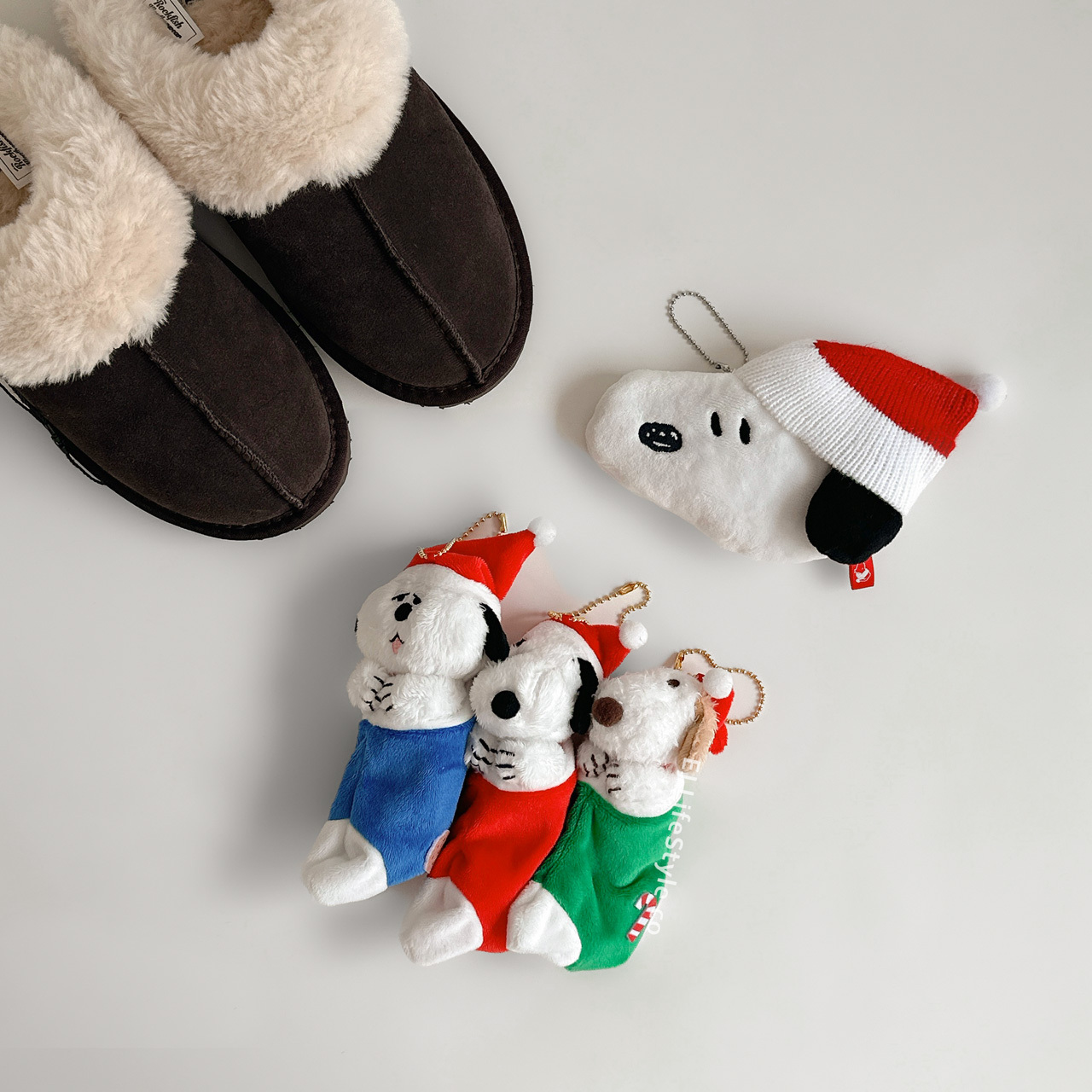 🇯🇵 SNOOPY 聖誕節限定 史努比 歐拉夫 安迪 聖誕襪 玩偶 吊飾 鑰匙圈  / 現貨