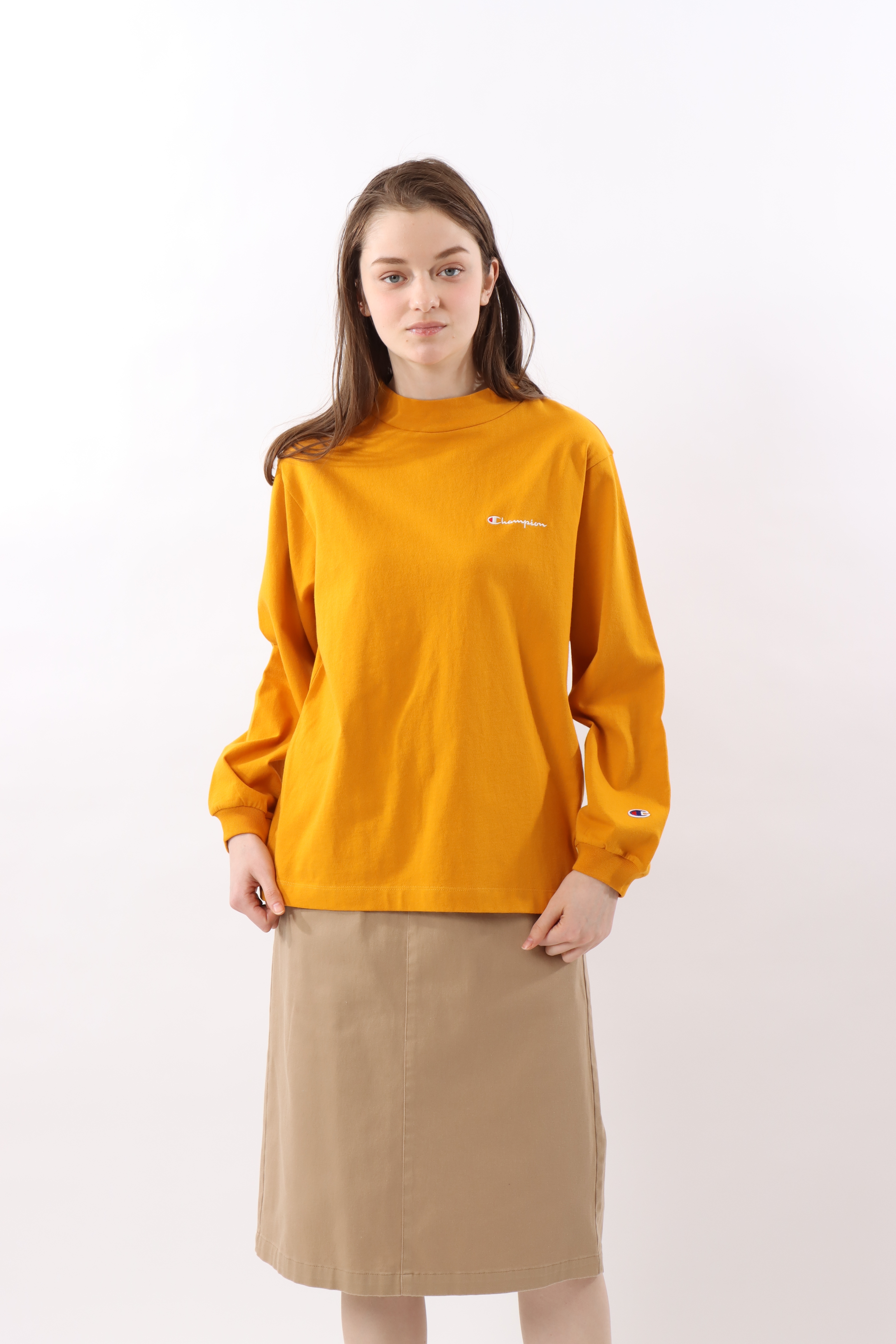 女款-刺繡LOGO 微高領長袖上衣-橘色（CW-W410-452）