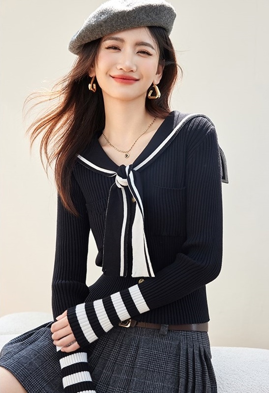 海軍領配色針織上衣 黑色