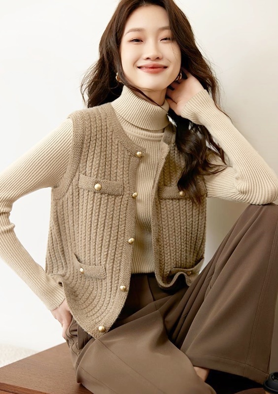 麻花金釦針織背心 駝色