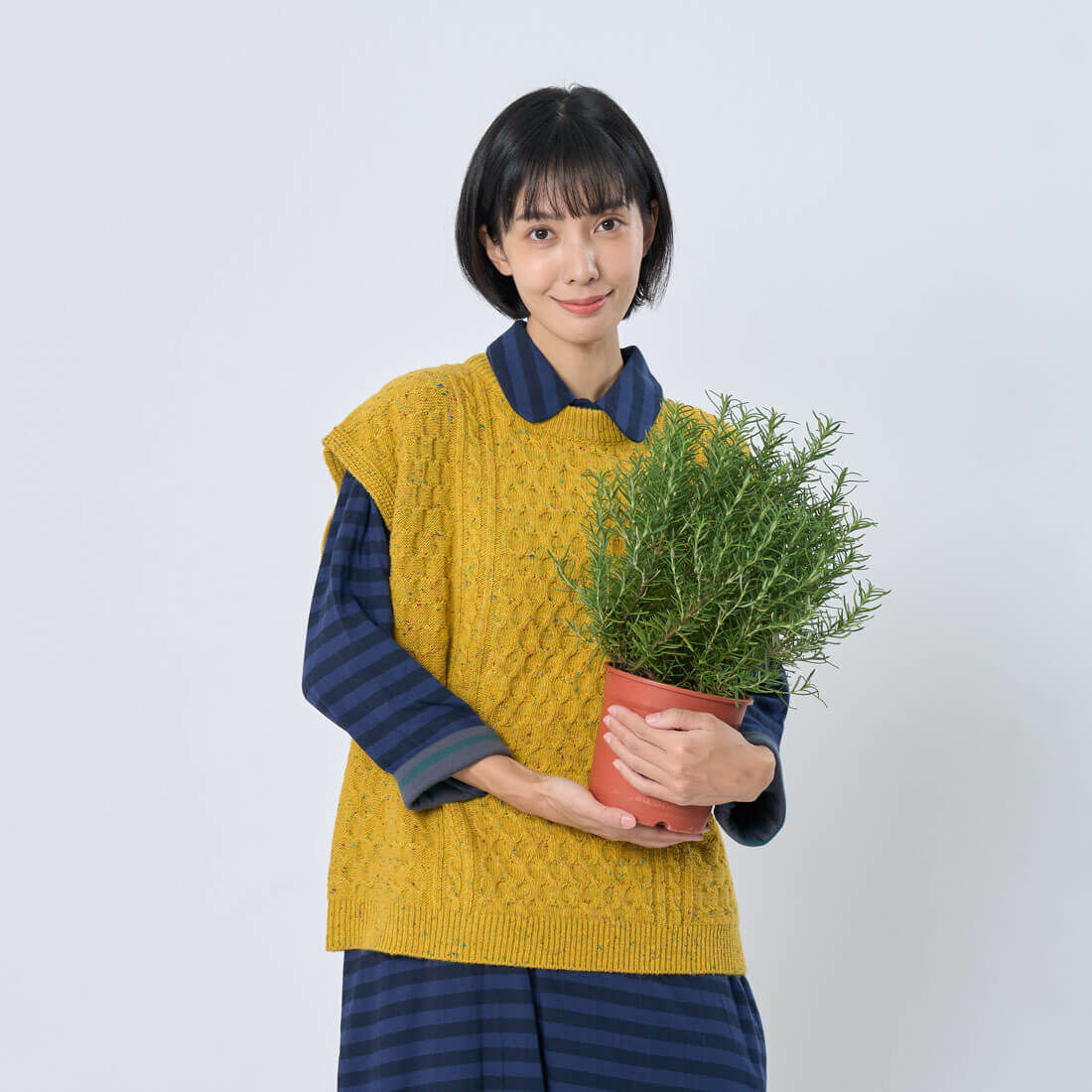 Kate 圓領麻花彩點針織背心/向日葵黃