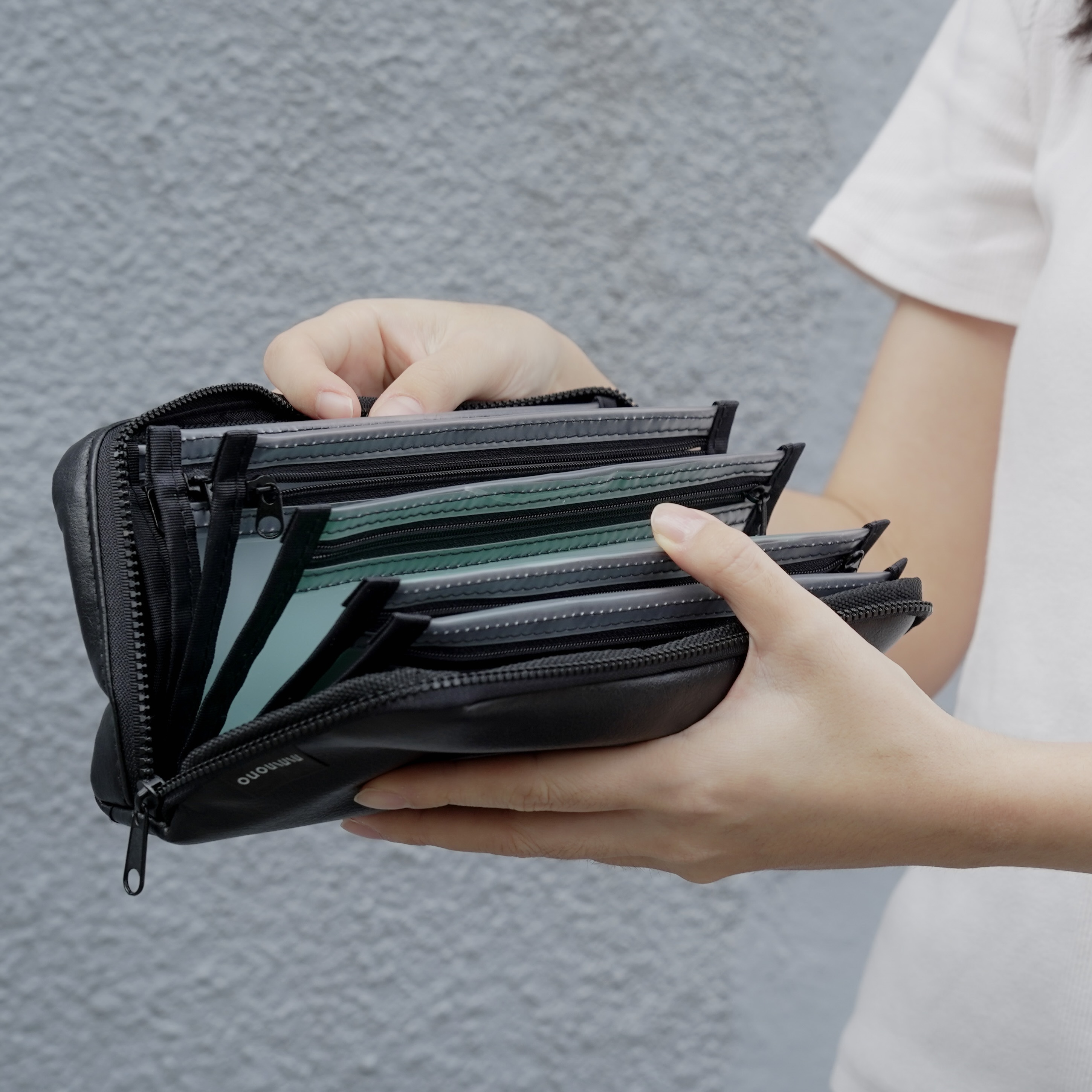 萬用多頁式長夾(黑皮革款)