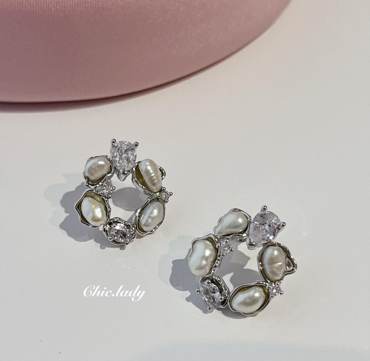Earrings | 米粒珍珠圈