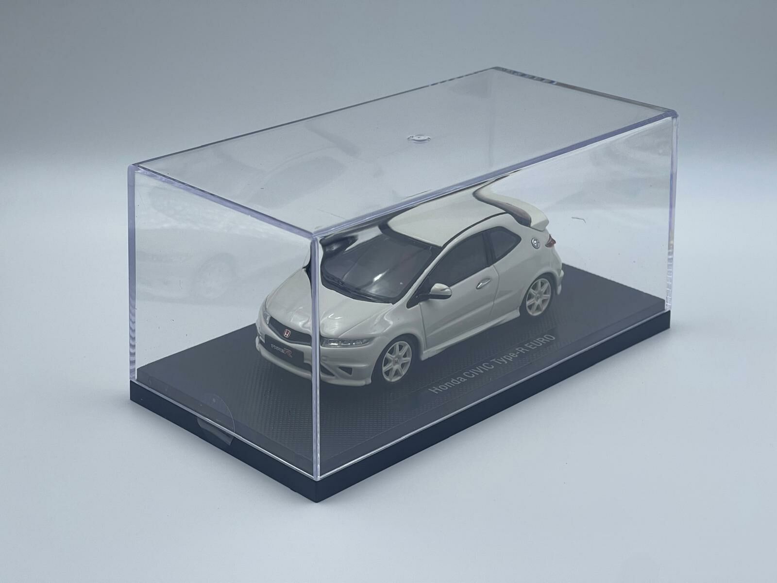 EBBRO 1/43 HONDA CIVIC TYPE R EURO FN2 WHITE