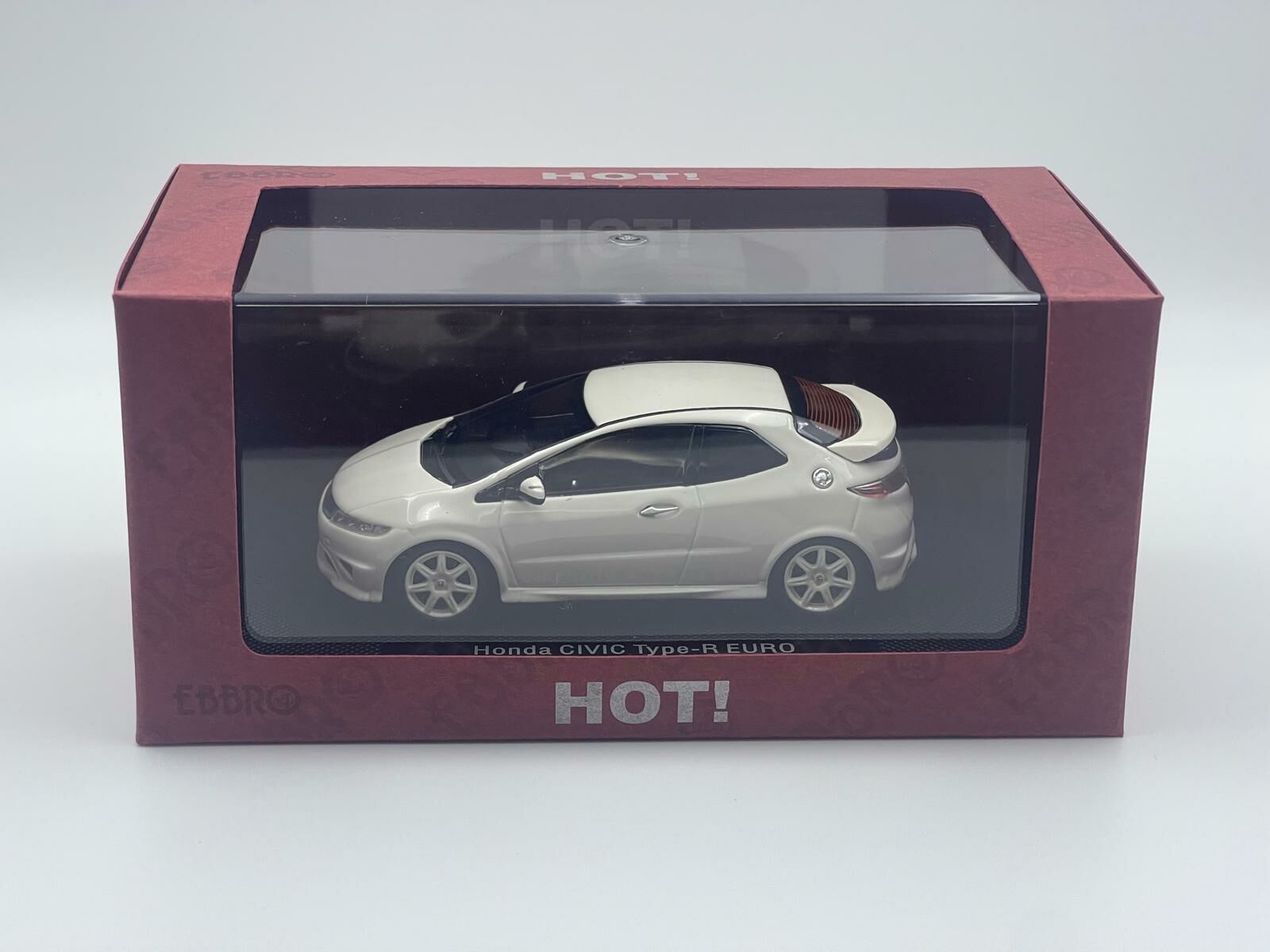 EBBRO 1/43 HONDA CIVIC TYPE R EURO FN2 WHITE