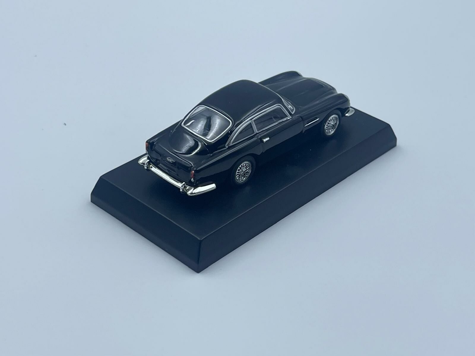 KYOSHO ASTON MARTIN DB5 BLACK