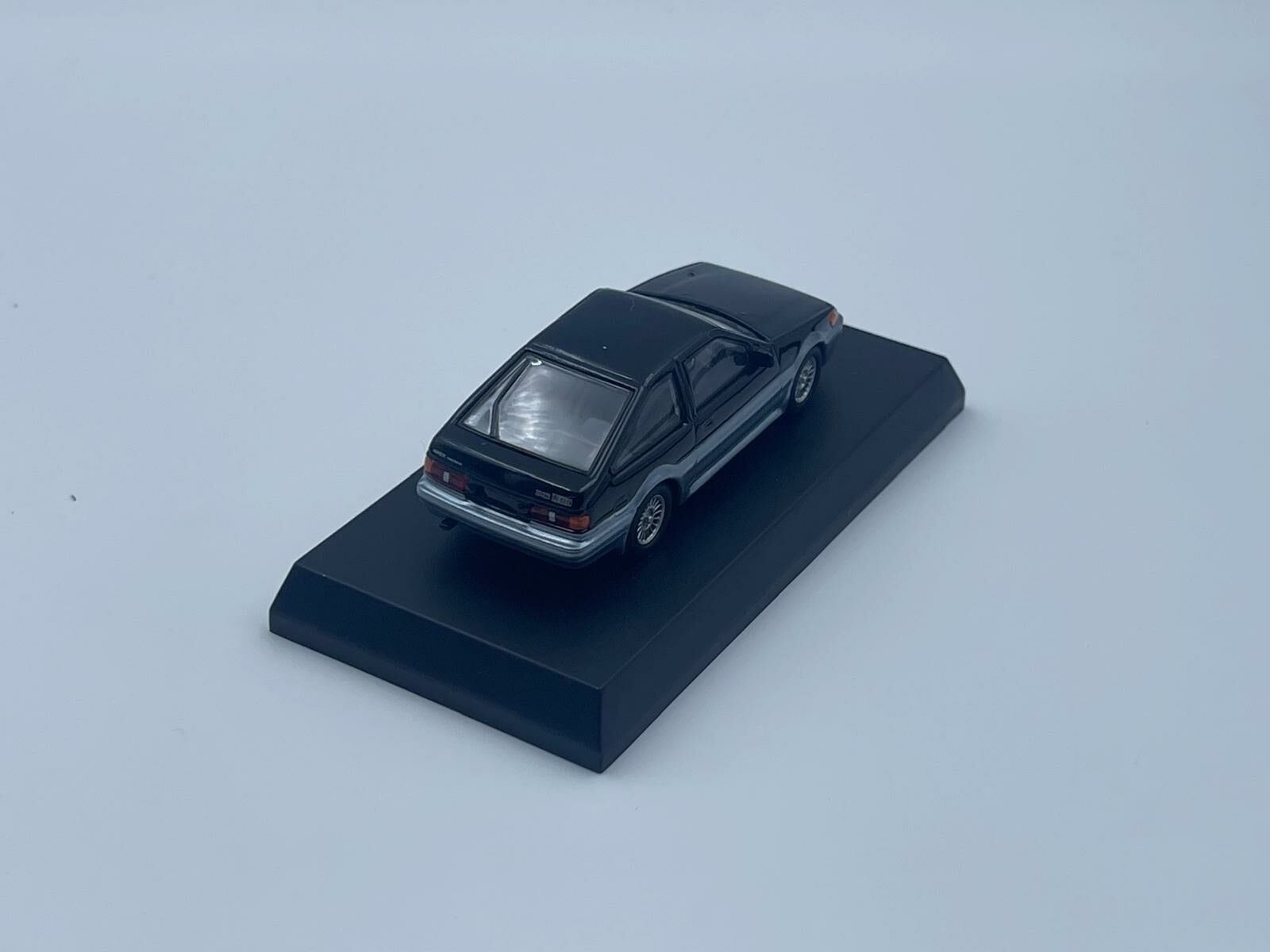 KYOSHO TOYOTA COROLLA LEVIN (AE86) BLACK GREY