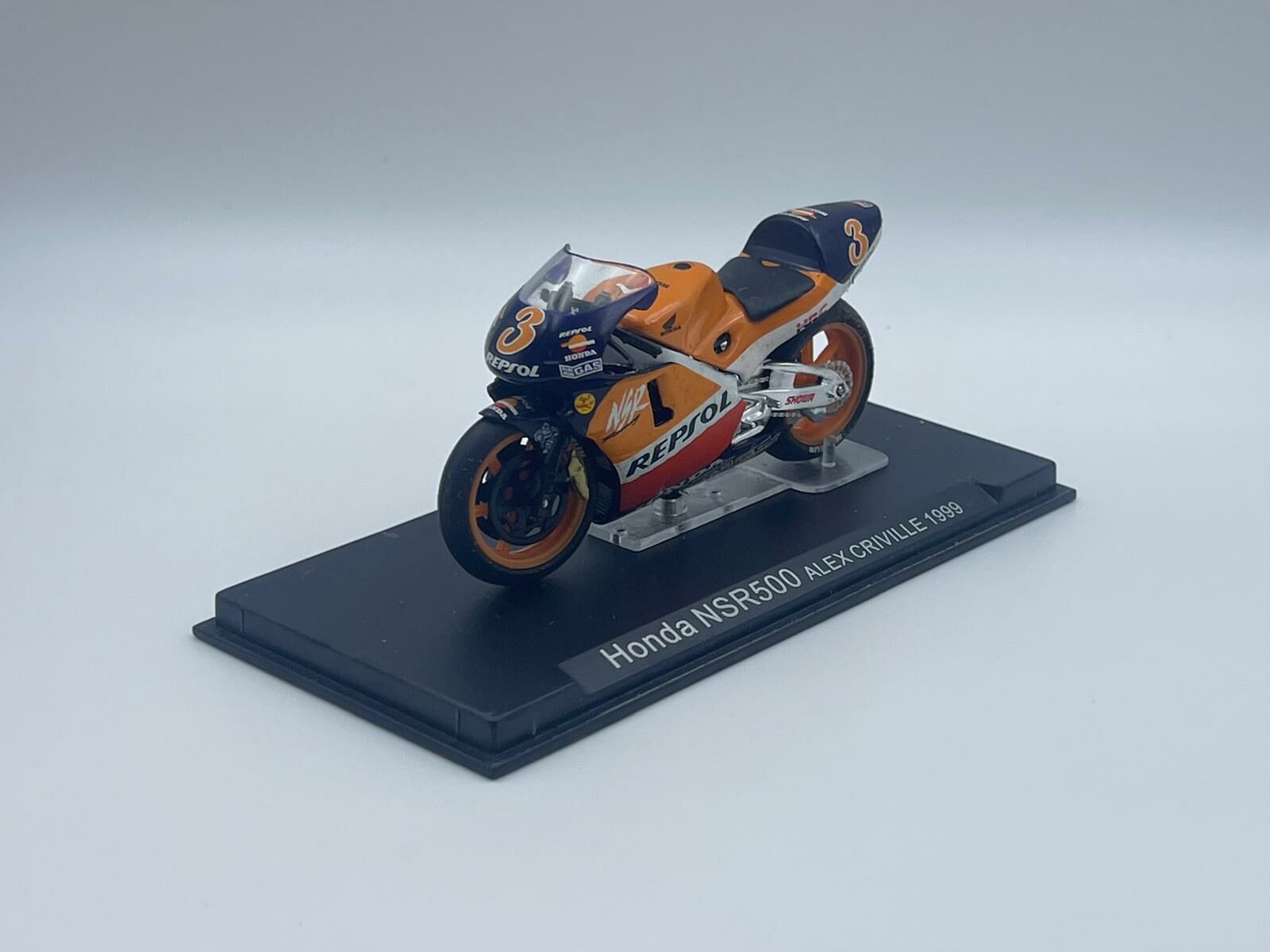 DEAGOSTINI 1/24 HONDA NSR500 ALEX CRIVILLE 1999 #3