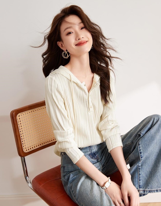 直條紋理連帽上衣 米白