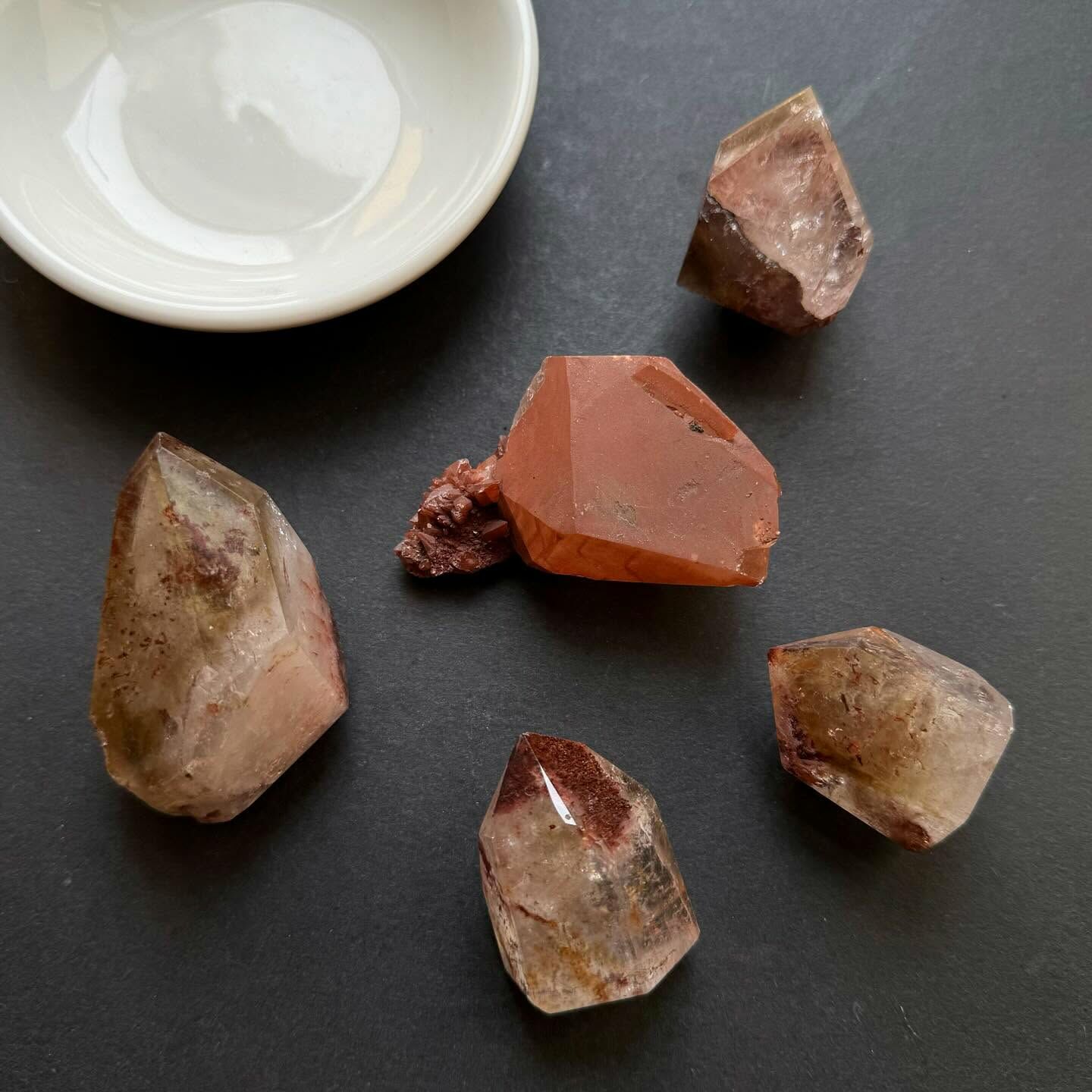 [原石] 紅幽靈水晶