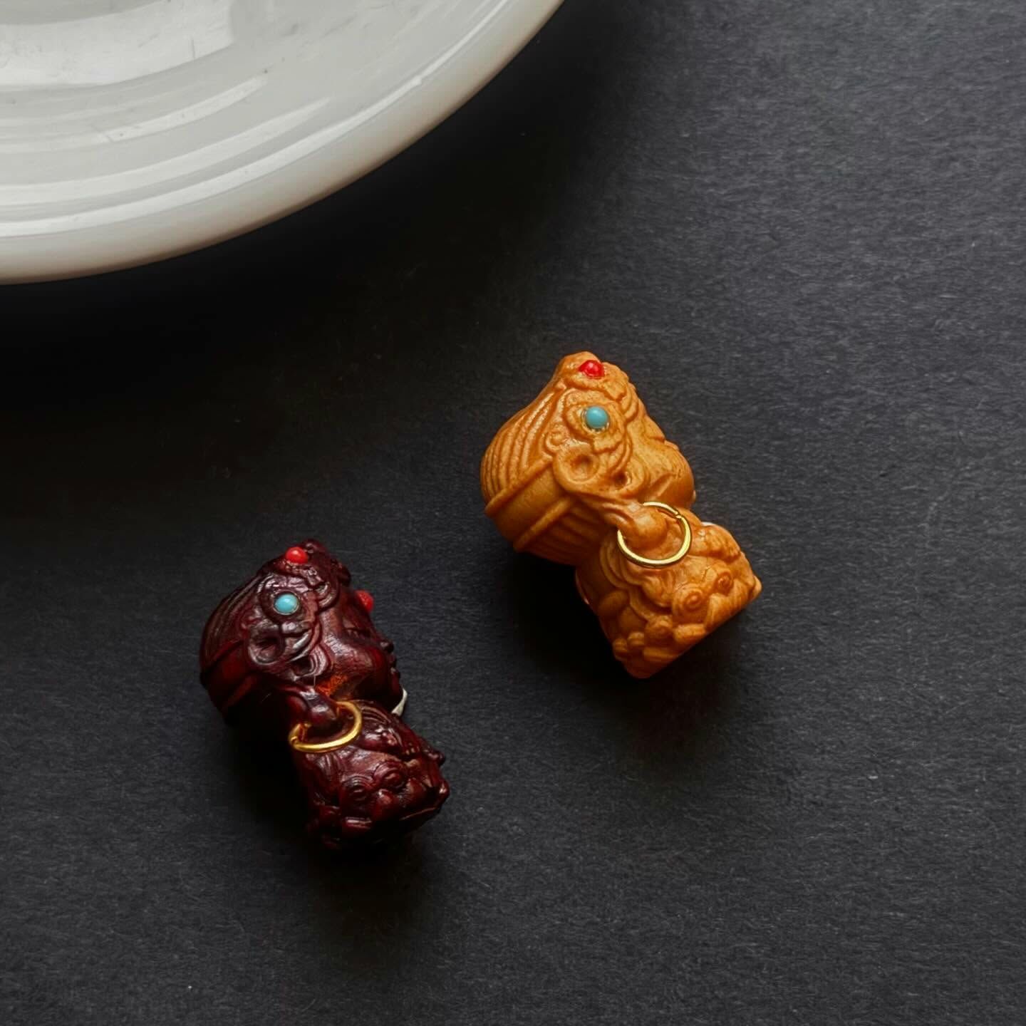 [原石] 檀木 度母 通孔串珠配件