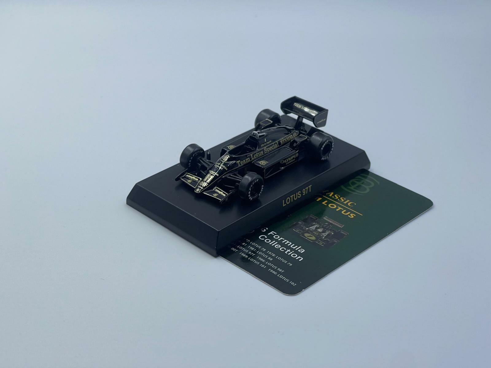 KYOSHO LOTUS 97T BLACK #11