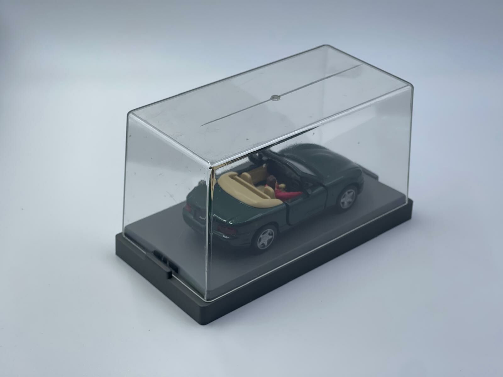 MTECH MAZDA ROADSTER WITH FIGURE GREEN