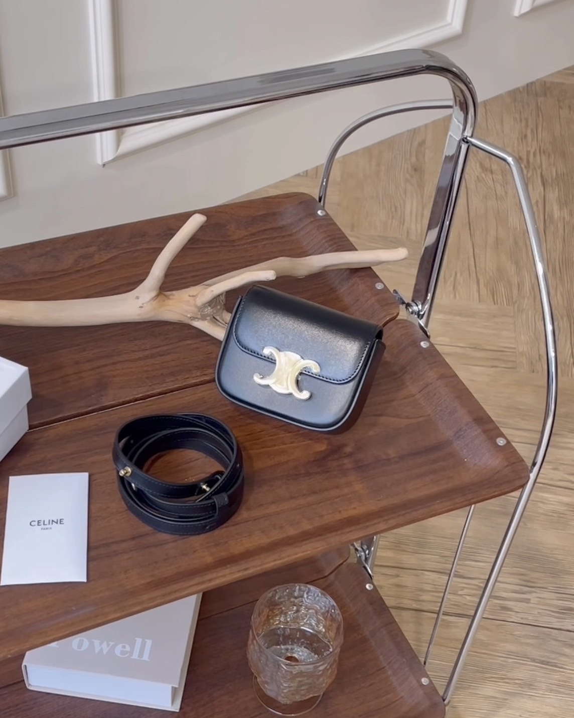 CELINE｜迷你凱旋門小廢包 黑金