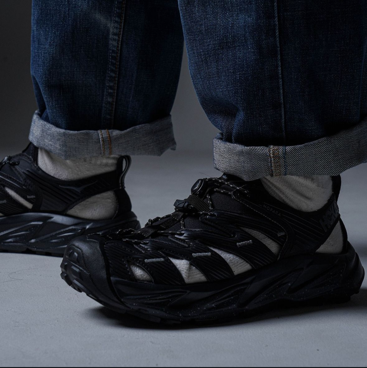 【APAIR】預購 Hoka one one Hopara 涼鞋一代 黑色 1123112-BCSTL