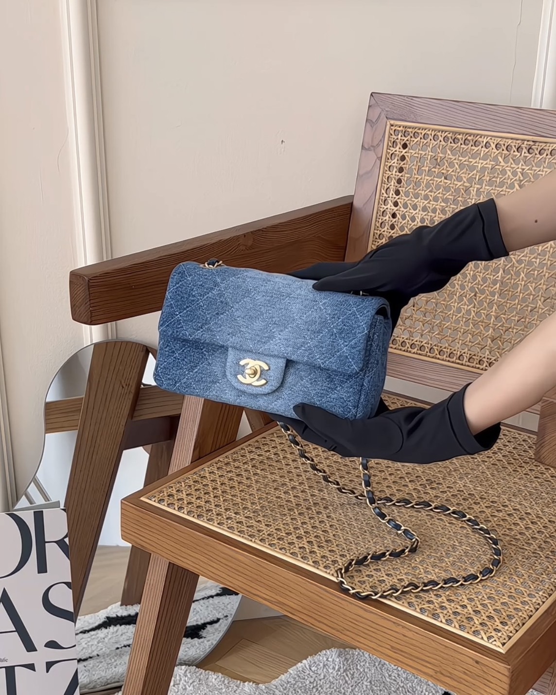 CHANEL｜CLASSIC FLAP MINI CF20 水洗牛仔漸層藍