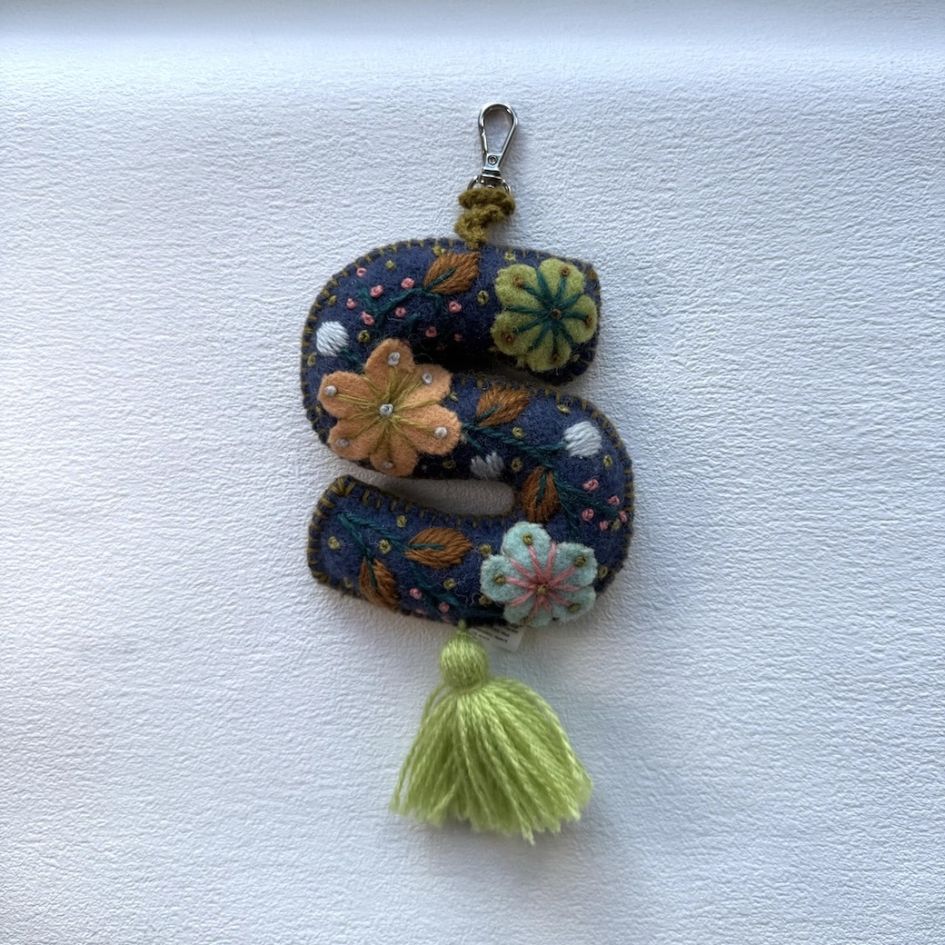 S | 字母吊飾 (流蘇款)