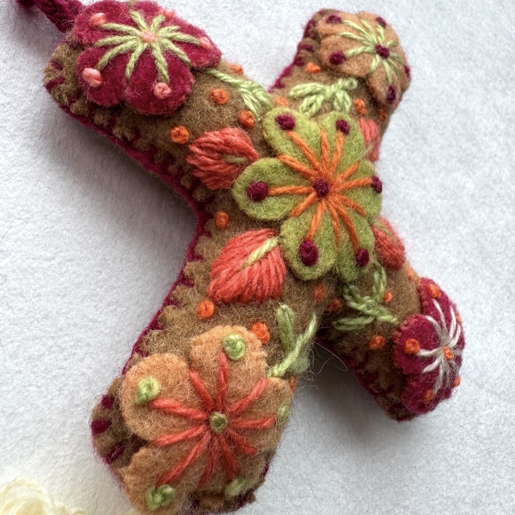 X | 字母吊飾 (流蘇款)