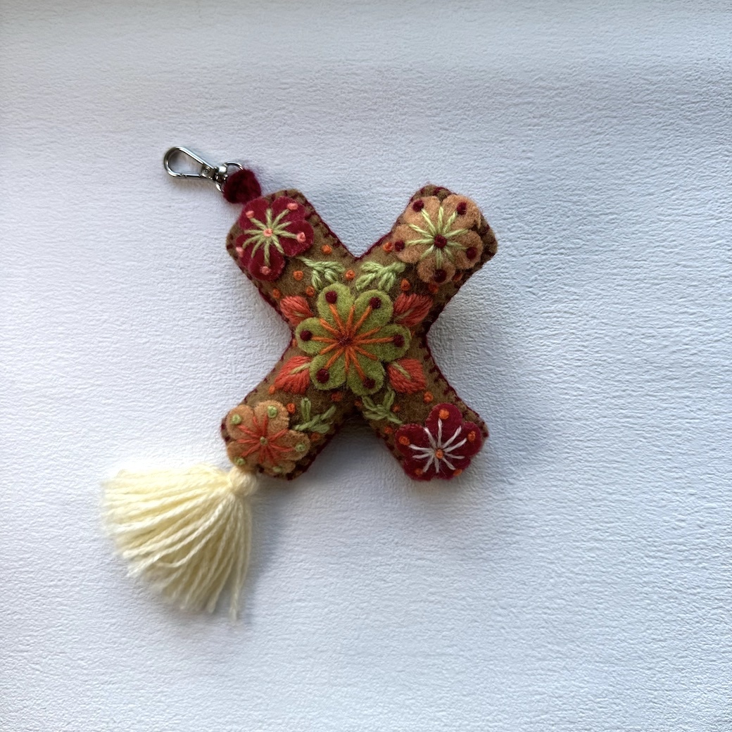 X | 字母吊飾 (流蘇款)