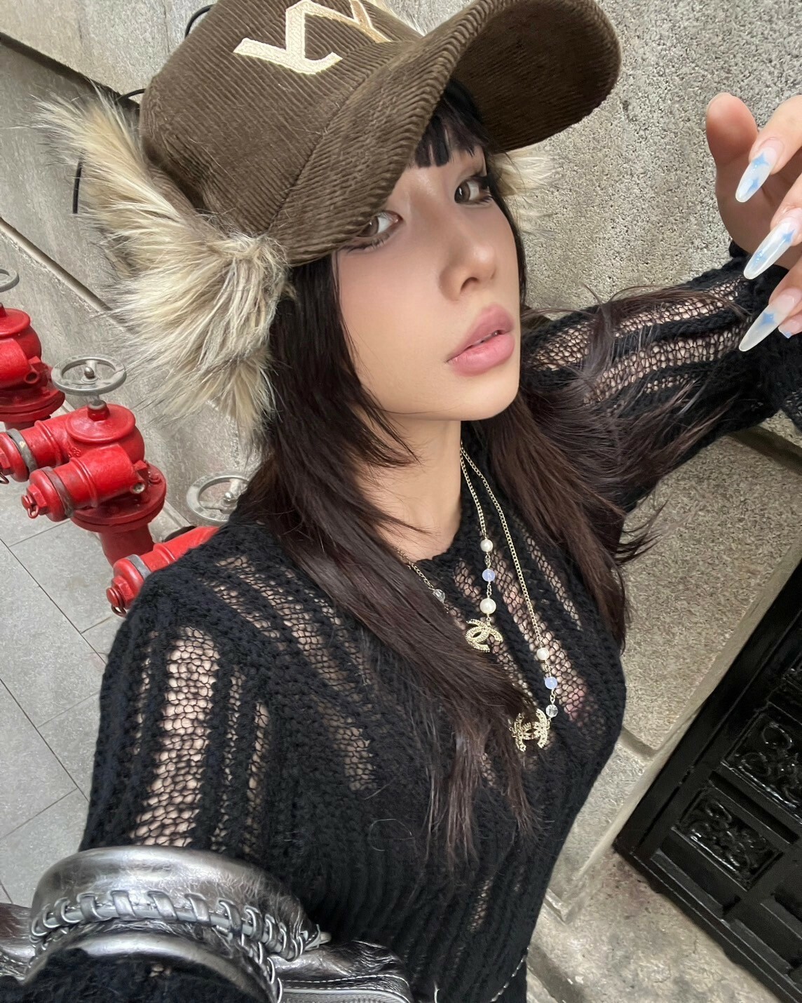 Open Yy FAUX FUR CORDUROY EARFLAP CAP 耳罩毛毛帽 卡其色