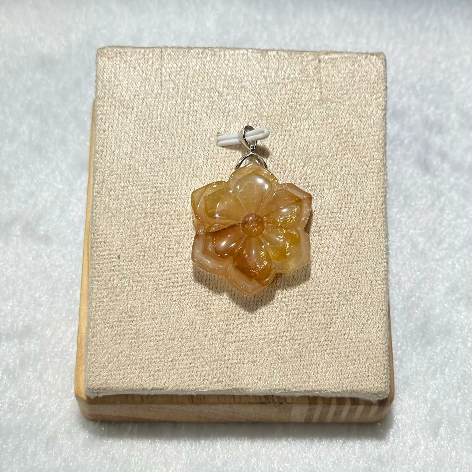 黃膠花 水晶花形吊飾 (#04)