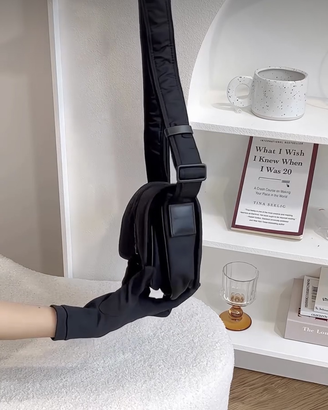 YSL｜NIKI 尼龍小號郵差包 黑色