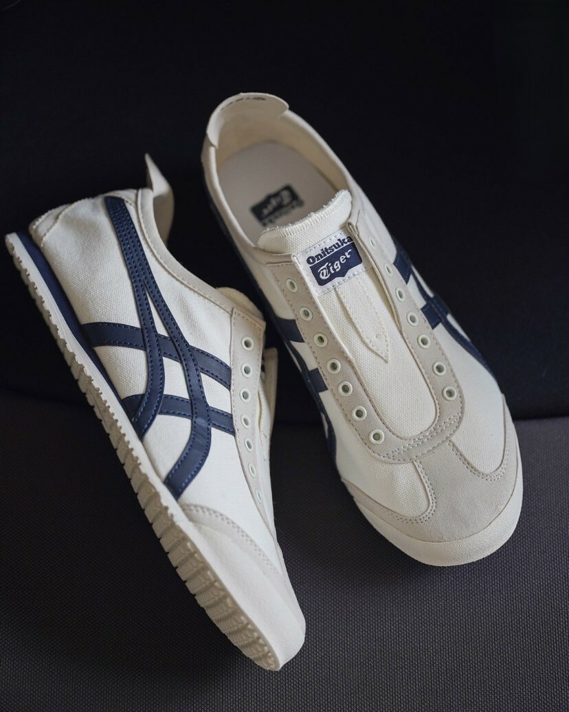 Onitsuka Tiger 鬼塚虎 MEXICO 66 slip-on 懶人鞋一腳蹬 休閒鞋 男女同款 米白色 1183A360-205